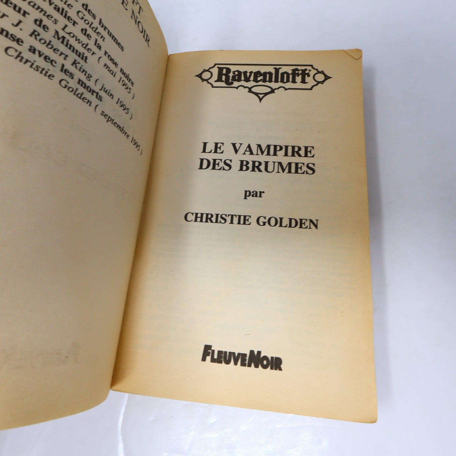 Le Vampire des Brumes Christie Golden Ravenloft #1 Fleuve Noir 1995 PB Français