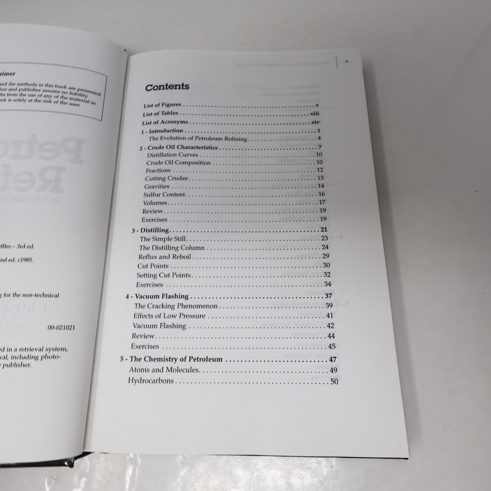 Petroleum Refining in Nontechnical Language William L. Leffler Pennwell Books HC