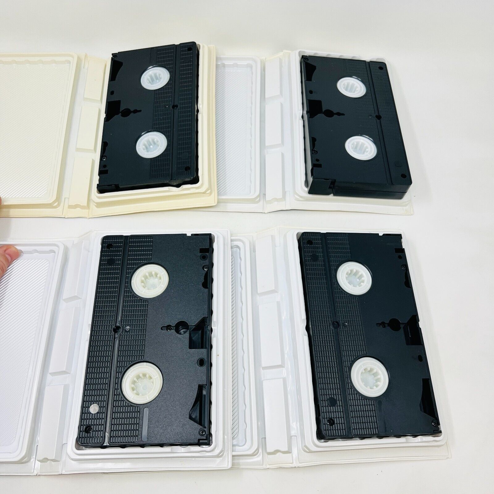 8x Caillou VHS en Français/in French Testés Cinar NTSC Lot Set Docteur Caillou