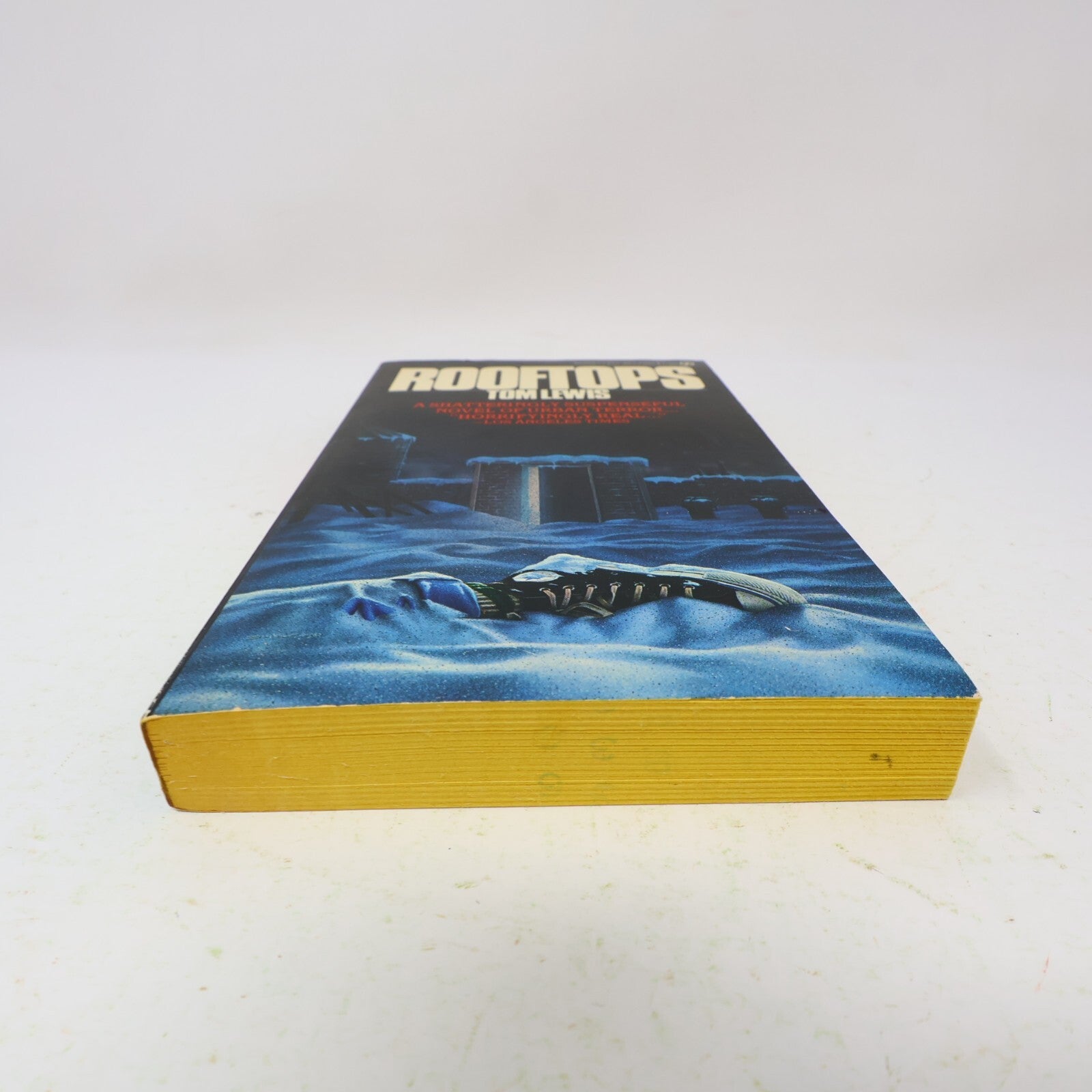 1982 Rooftops Tom Lewis Signet Mystery Thriller Crime 2nd Print Paperback Book