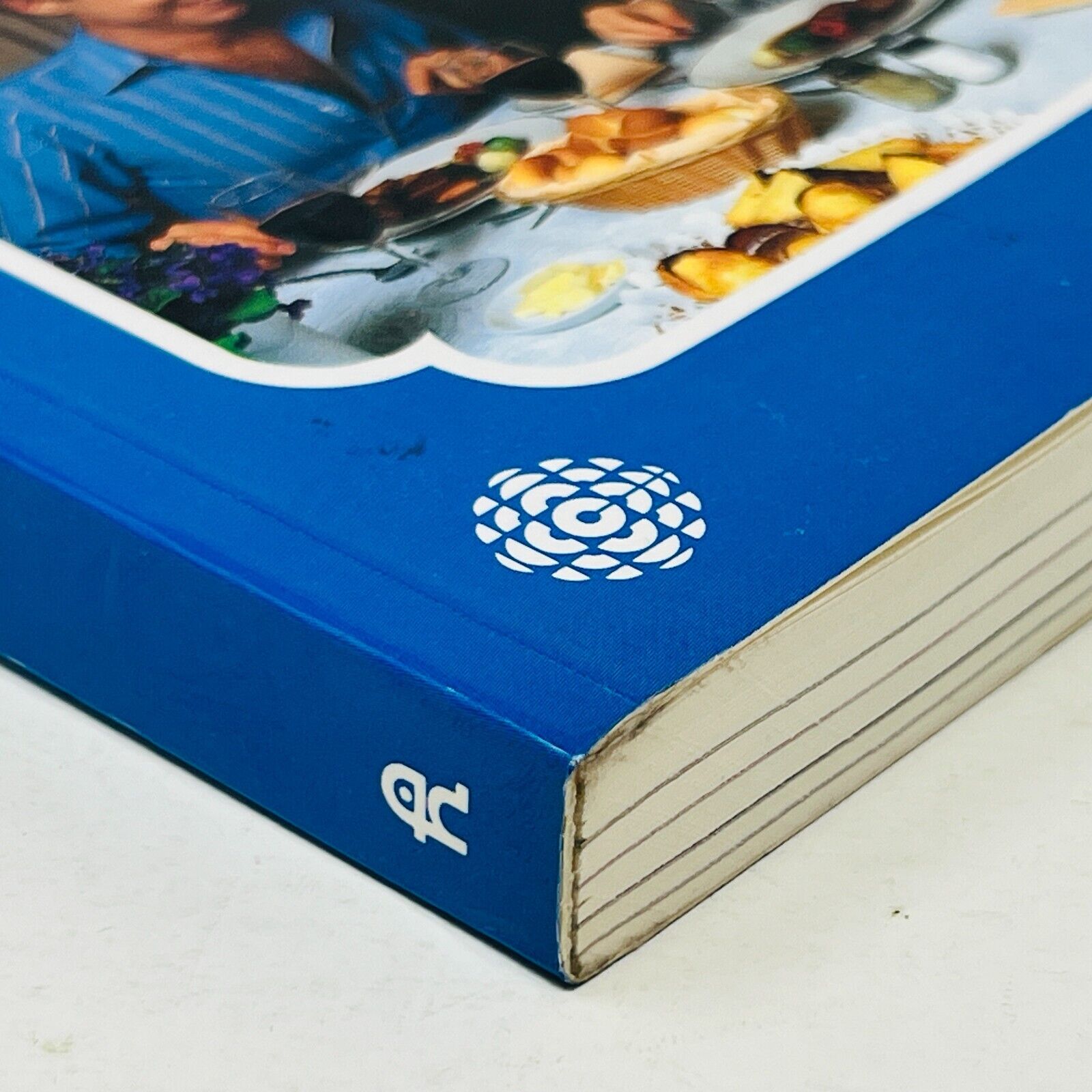 1984 À Table avec Sœur Angèle Livre de Recettes Cuisine Français Cookbook Soeur