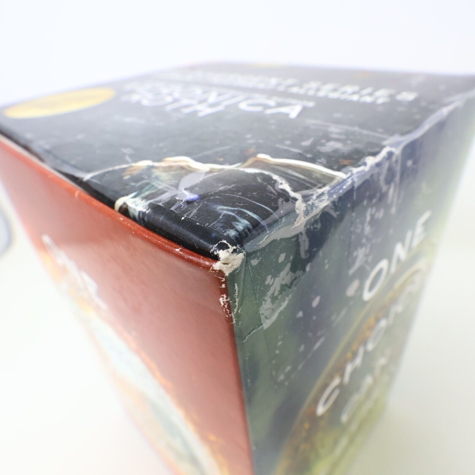 The Divergent Series #1-2-3 Boxset Veronica Roth Science-Fiction Allegiant Lot