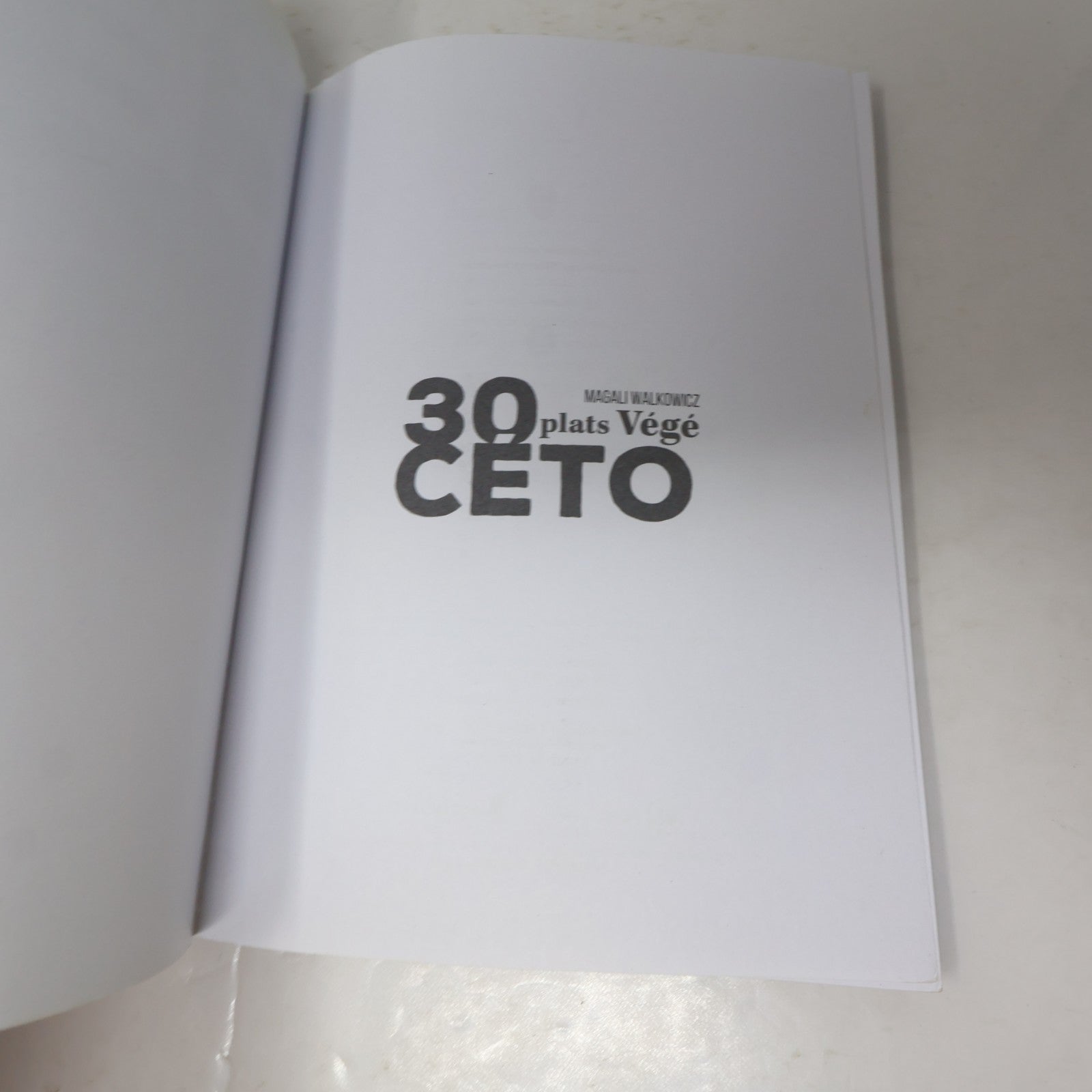 30 Plats Végé Céto Magali Walkowicz Thierry Souccar 2020 PB Cétogène Végétarien