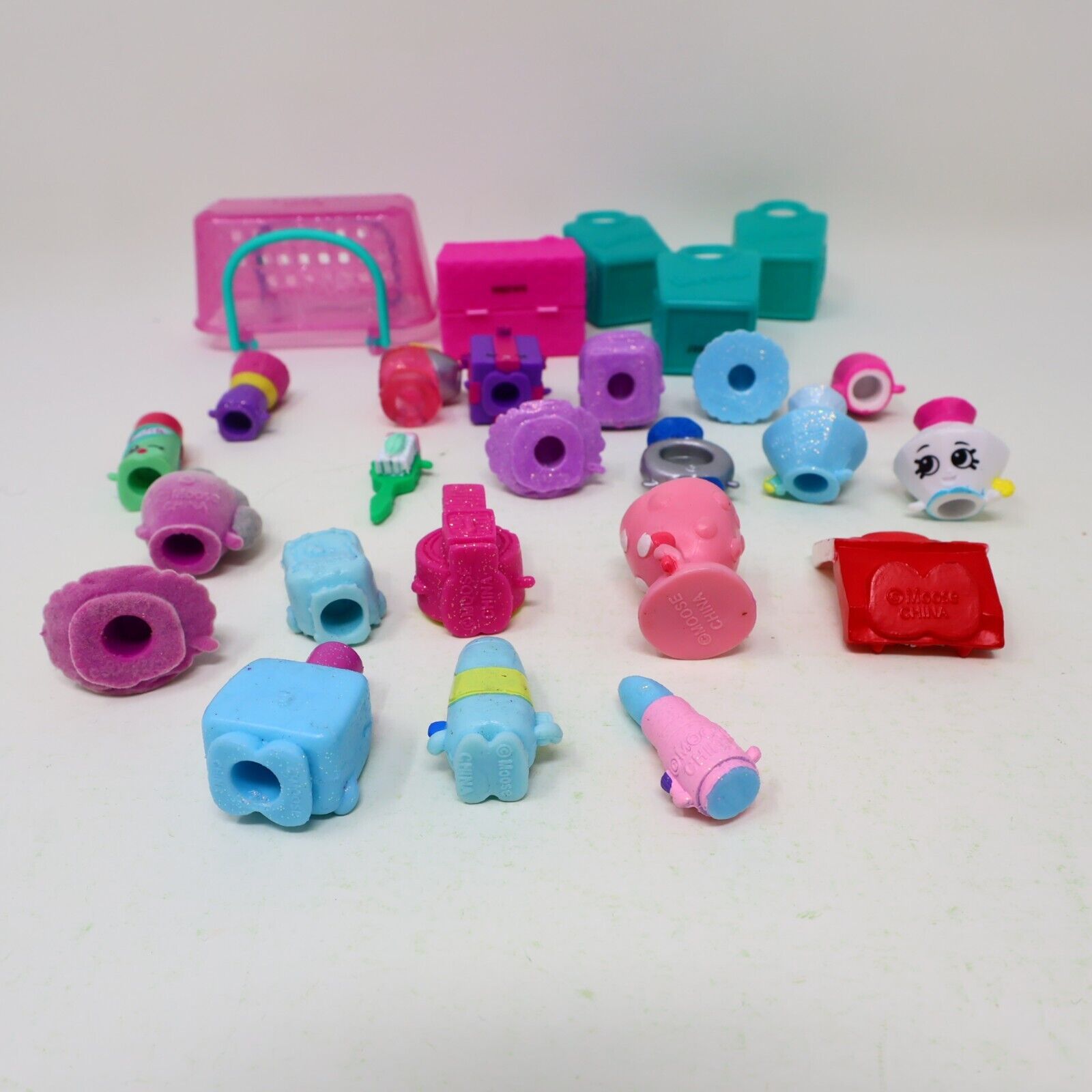 Lot of 21 Shopkins Figures Toys Mixed Makeup Parfume Dresses Gifts Baskets Moose