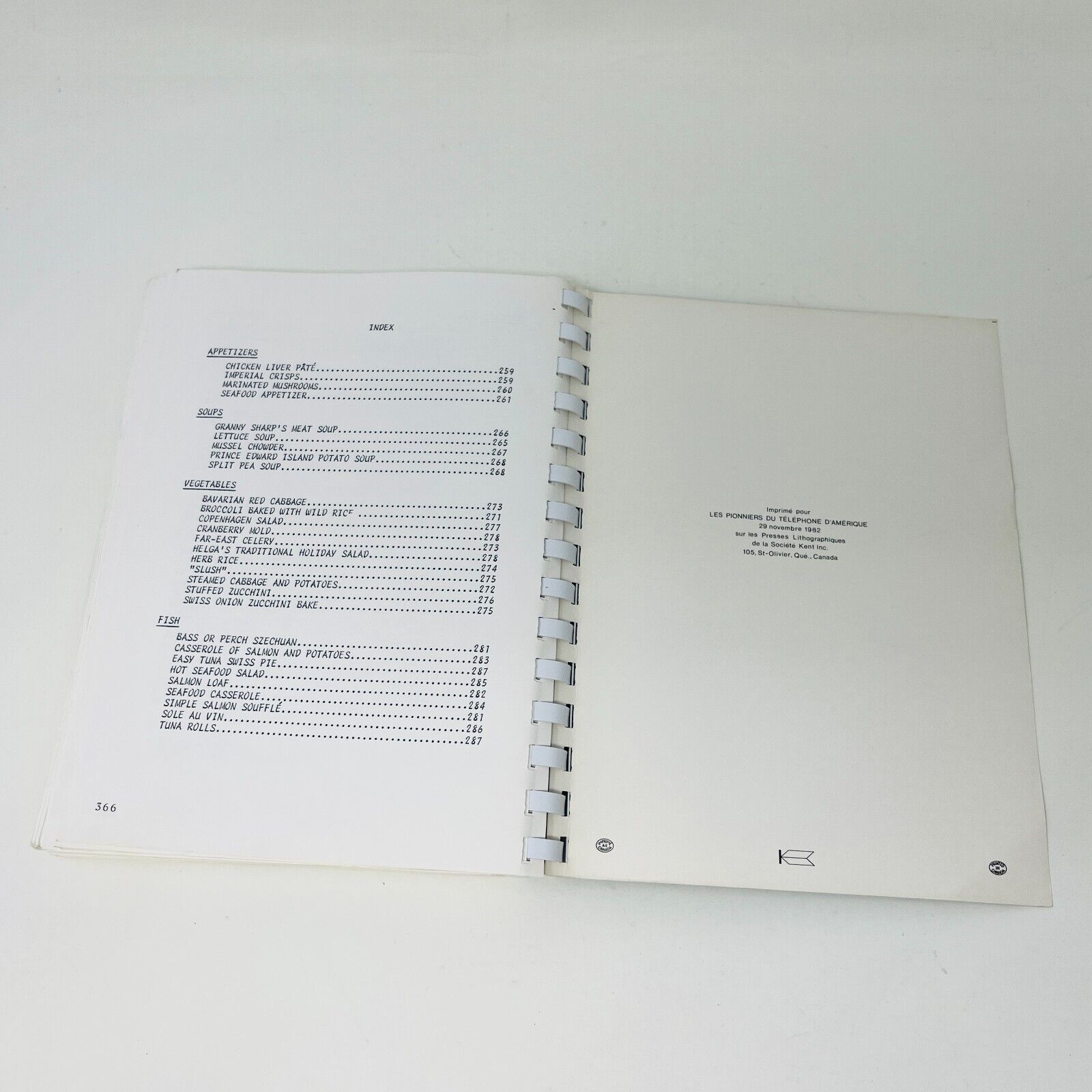 1982 Les Pionniers Vous Suggèrent Livre Recettes Cuisine Téléphone d'Amérique