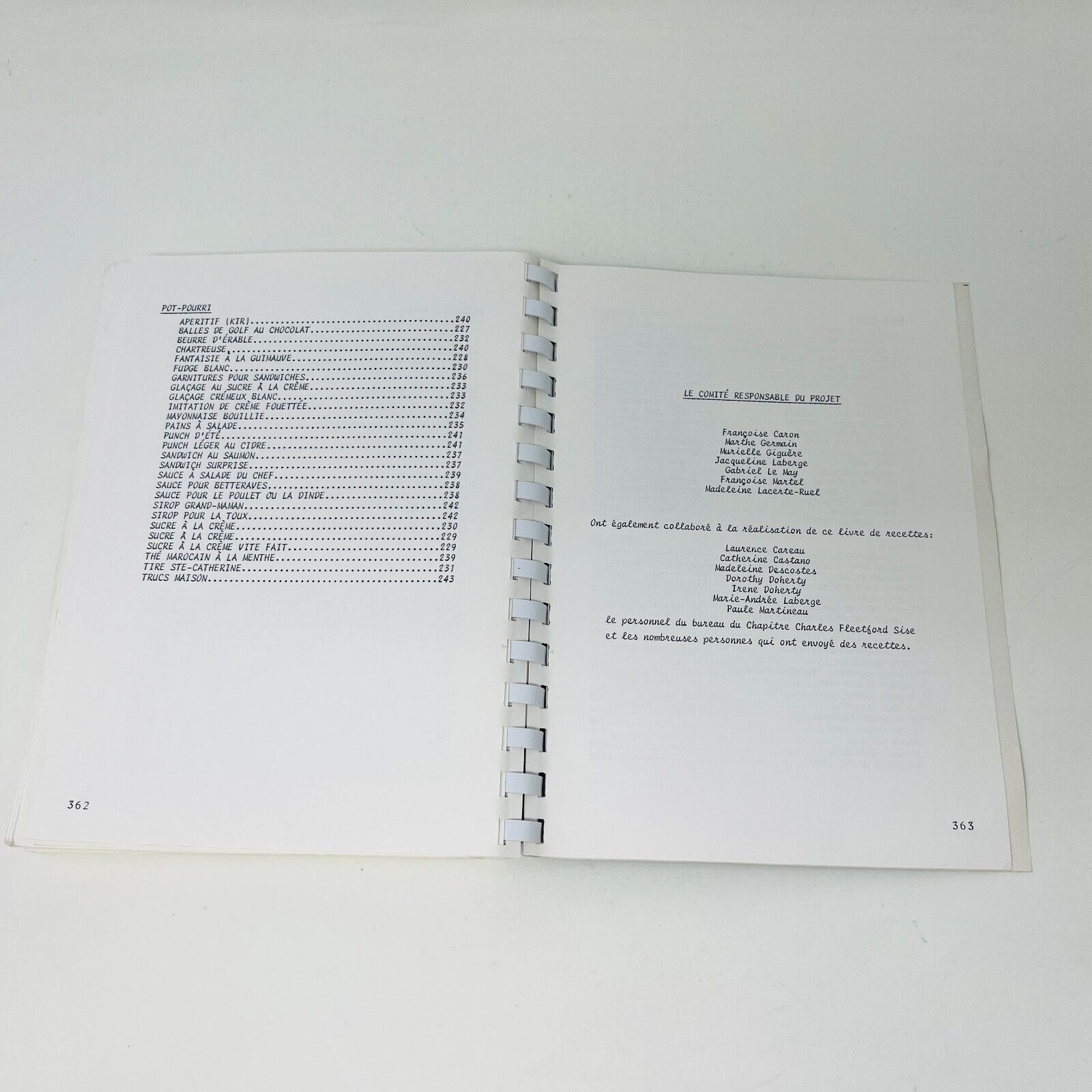 1982 Les Pionniers Vous Suggèrent Livre Recettes Cuisine Téléphone d'Amérique
