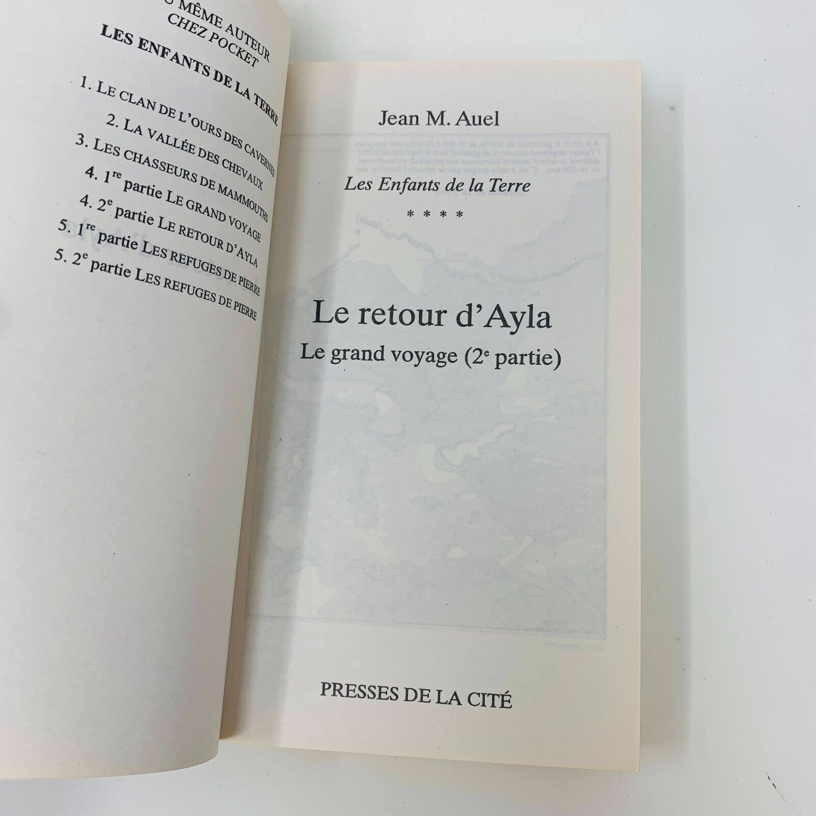Les Enfants de la Terre 1-6 French Français Jean M. Auel Série Complète Livres