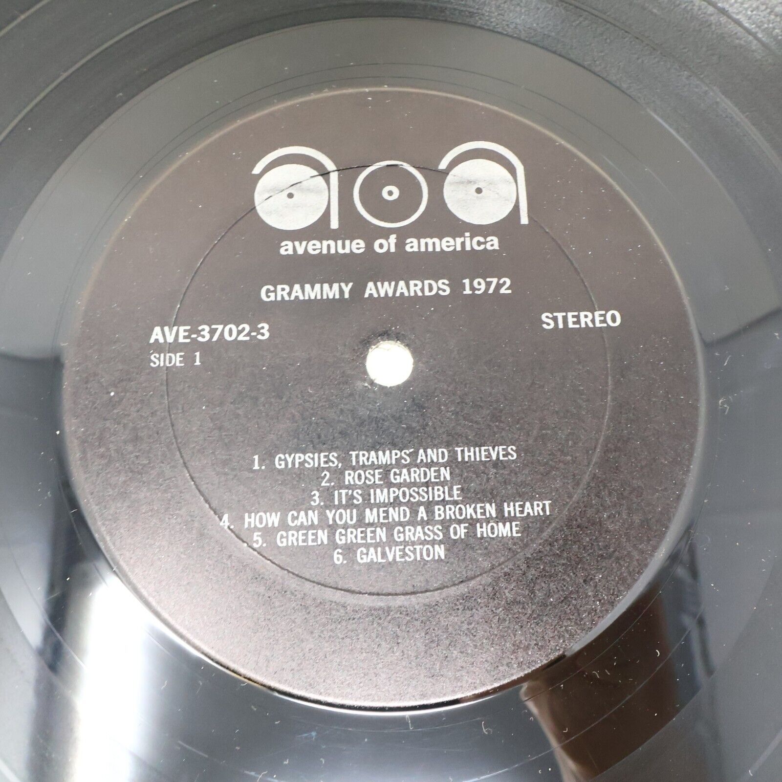 Avenue Of America Presents Grammy Awards 1972 3 LP Record Box Set AVE 3-3702