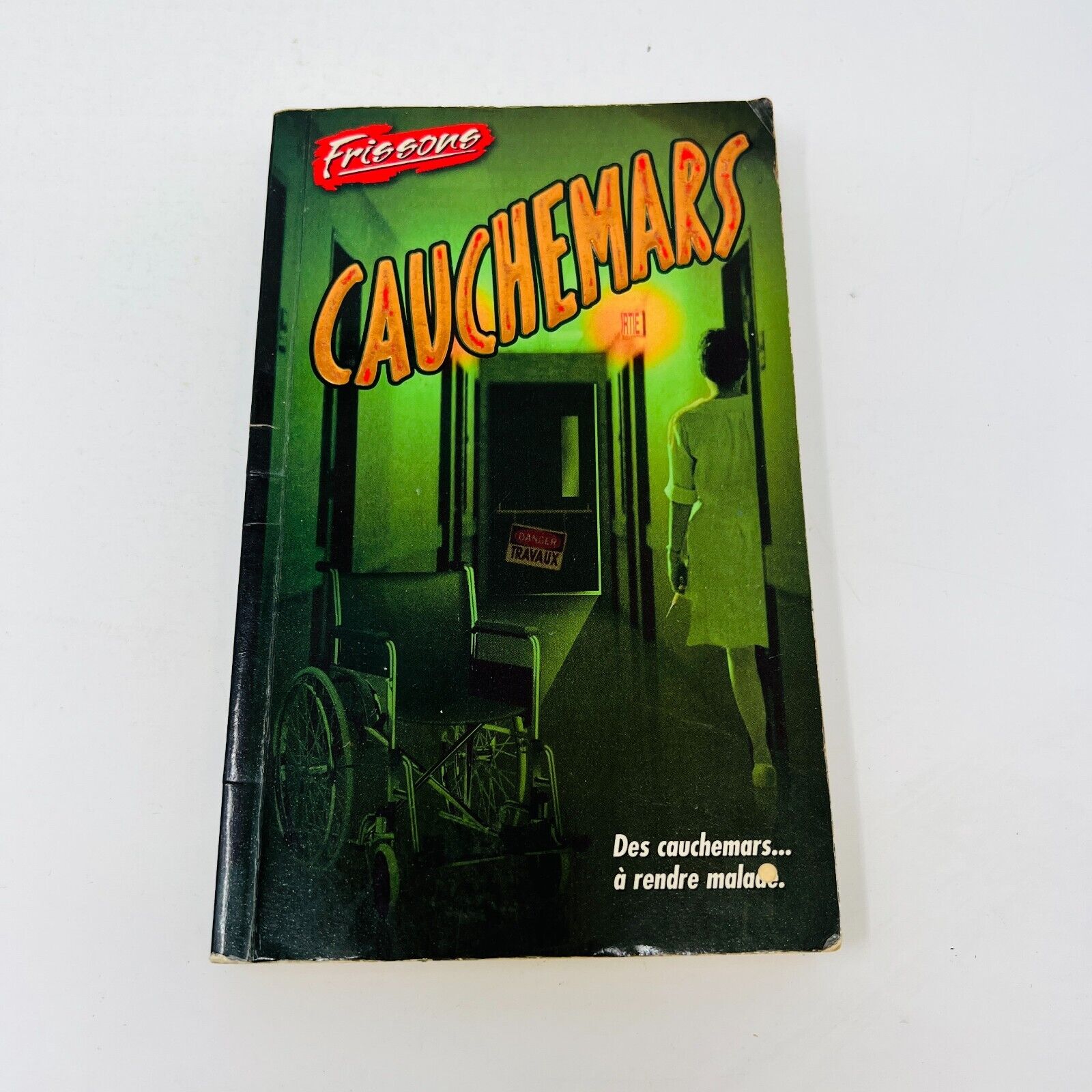 16x Frissons EH Lot Livres Cauchemars/Menaces/La Cible/Jumelles Stine Français