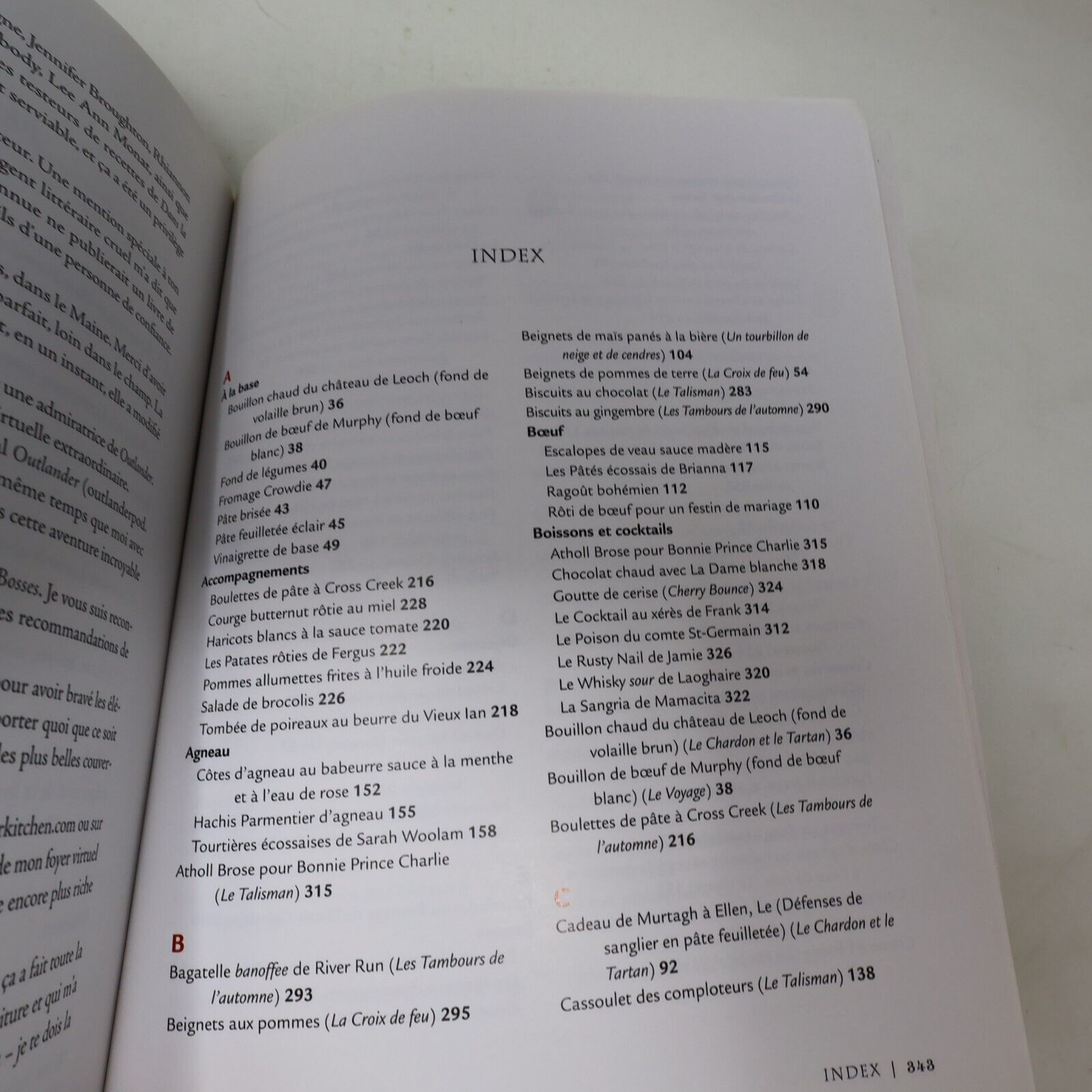 2017 Dans la Cuisine de Outlander Le Chardon et le Tartan Recettes Trécarré PB