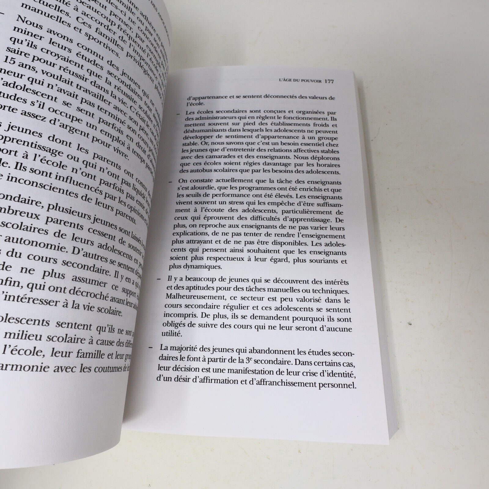 1995 Besoins Défis et Aspirations des Adolescents Éducation Parentalité Français