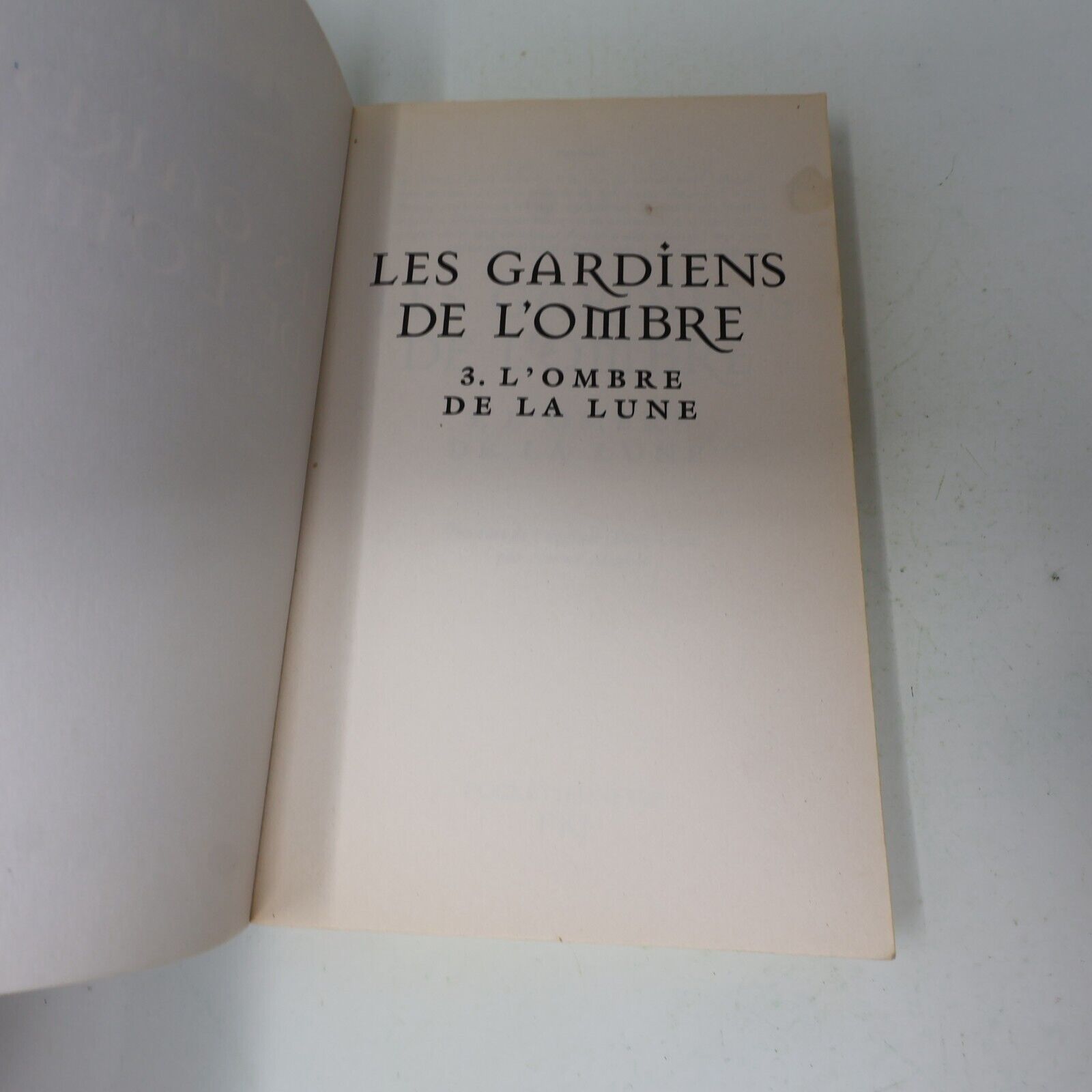 L'Ombre de la Lune Rachel Hawthorne Les Gardiens de l'Ombre #3 2013 Pocket Livre