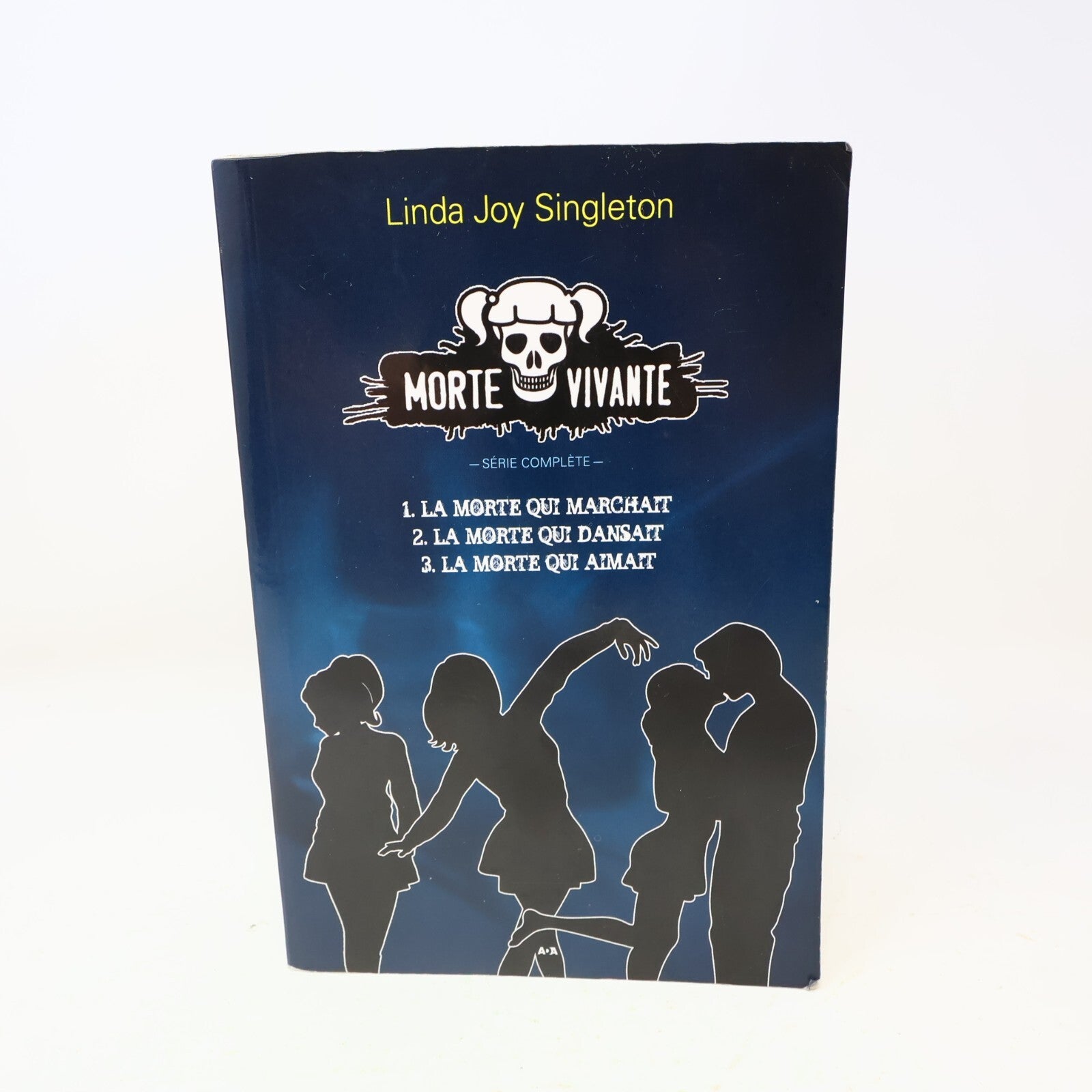 2015 Morte Vivante Série Complète Linda Joy Singleton Omnibus Marchait Aimait PB