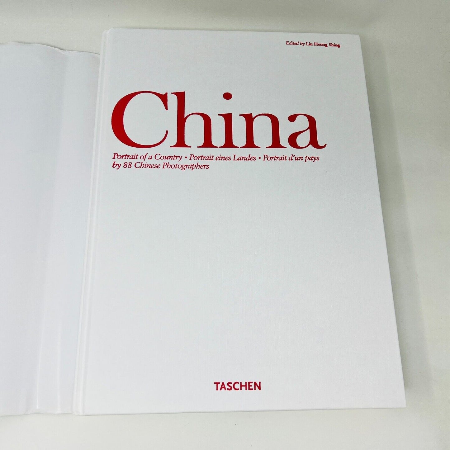 2008 China Portrait of a Country by Liu Heung Shing HC DJ Tashen English/French