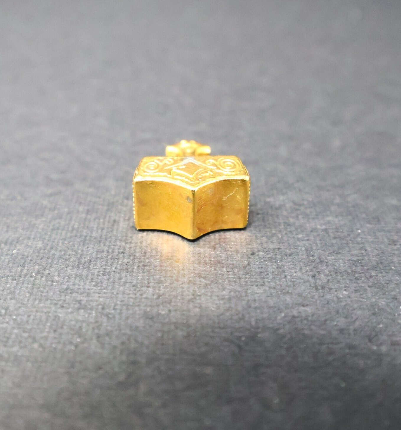 Treasure X Dragons Gold Hammer of Glory Ultra Rare Gold Dipped Treasure Moose