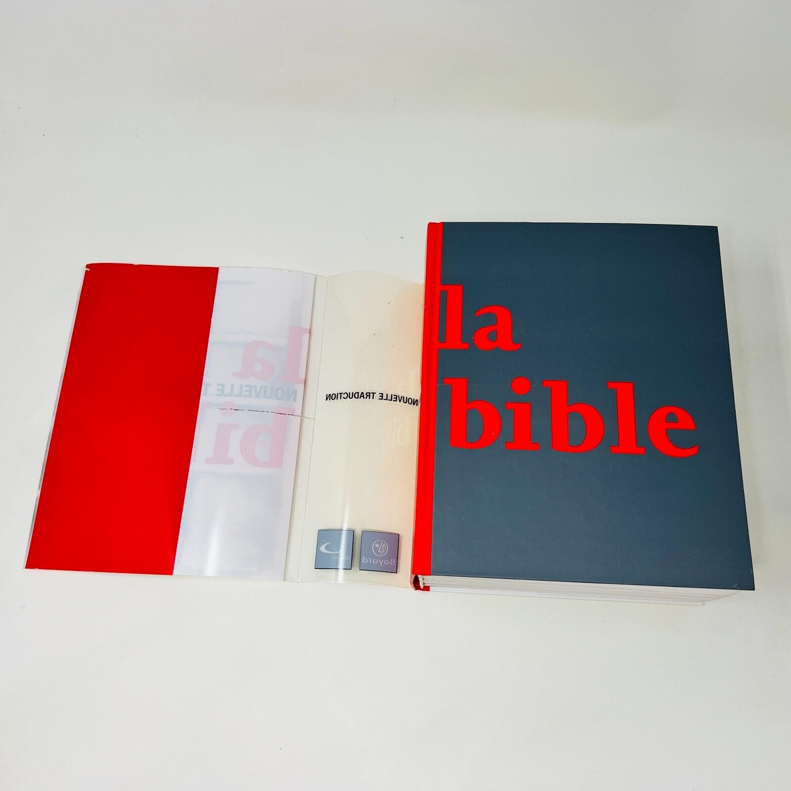 2001 La Bible Nouvelle Traduction Bayard/Médiaspaul en Français/French Hardcover