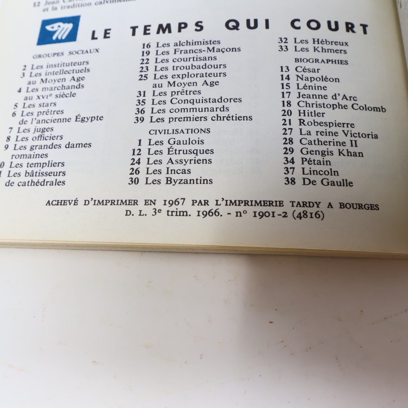Microcosme Le Rayon de la Science Lot 4 Livres Nuages/Pétrole/Métallurgie/Vie