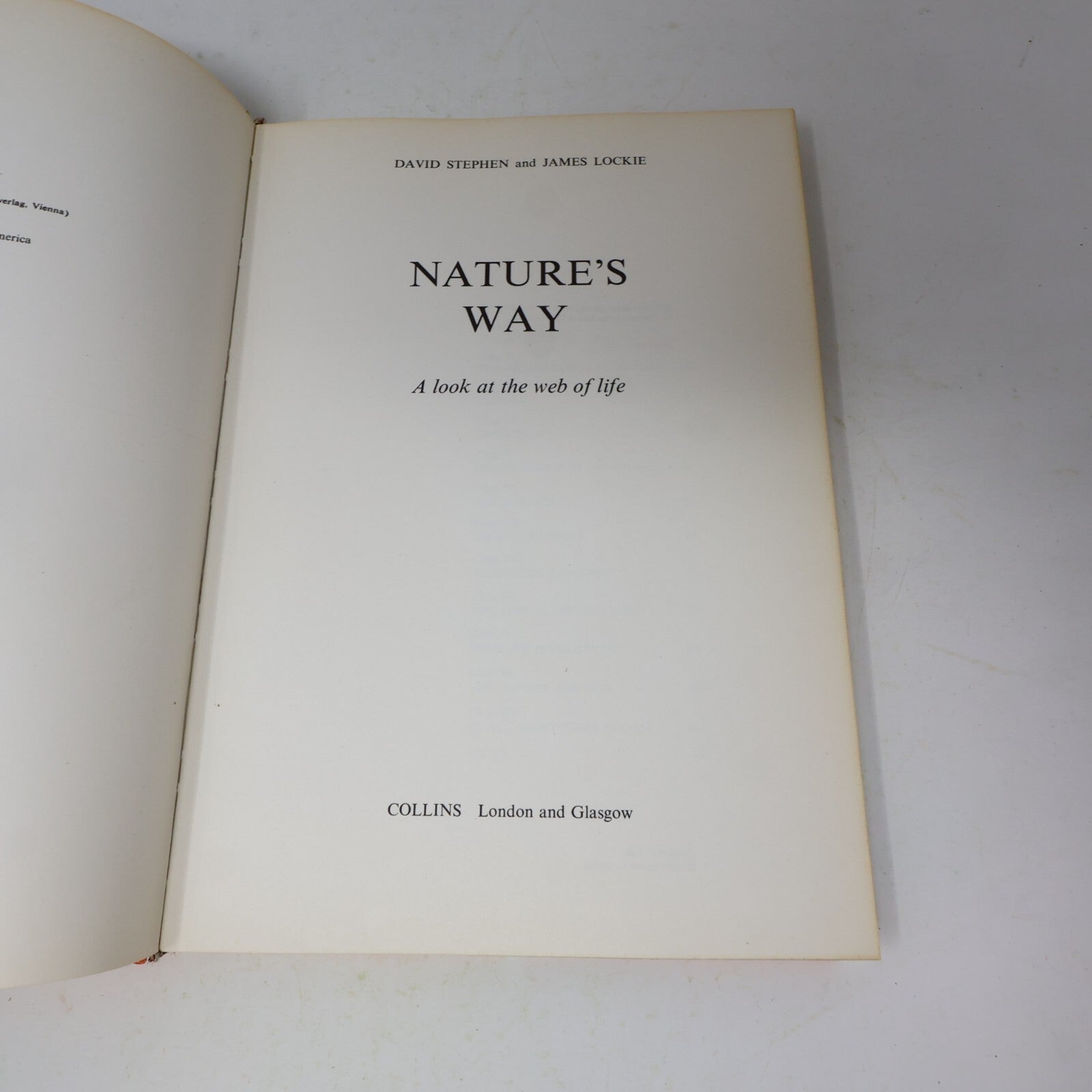 1969 Nature's Way David Stephen James Lockie Collins Animals 1st Edition Book HC