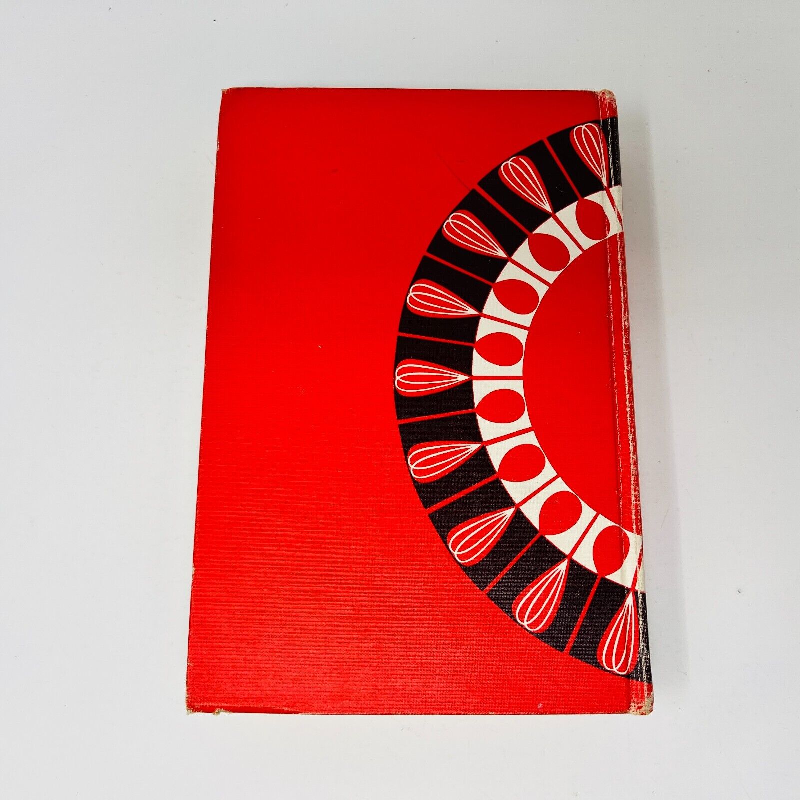 1968 The French Chef Cookbook by Julia Child Hardcover Alfred A. Knopf - No DJ
