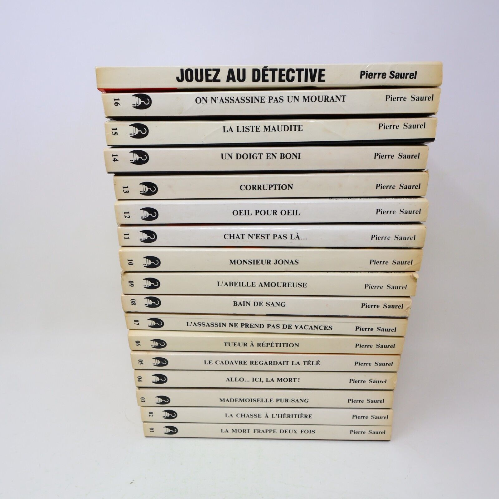 Le Manchot #1-16 Lot 17 Livres Pierre Saurel Français French Québec Amérique 80s