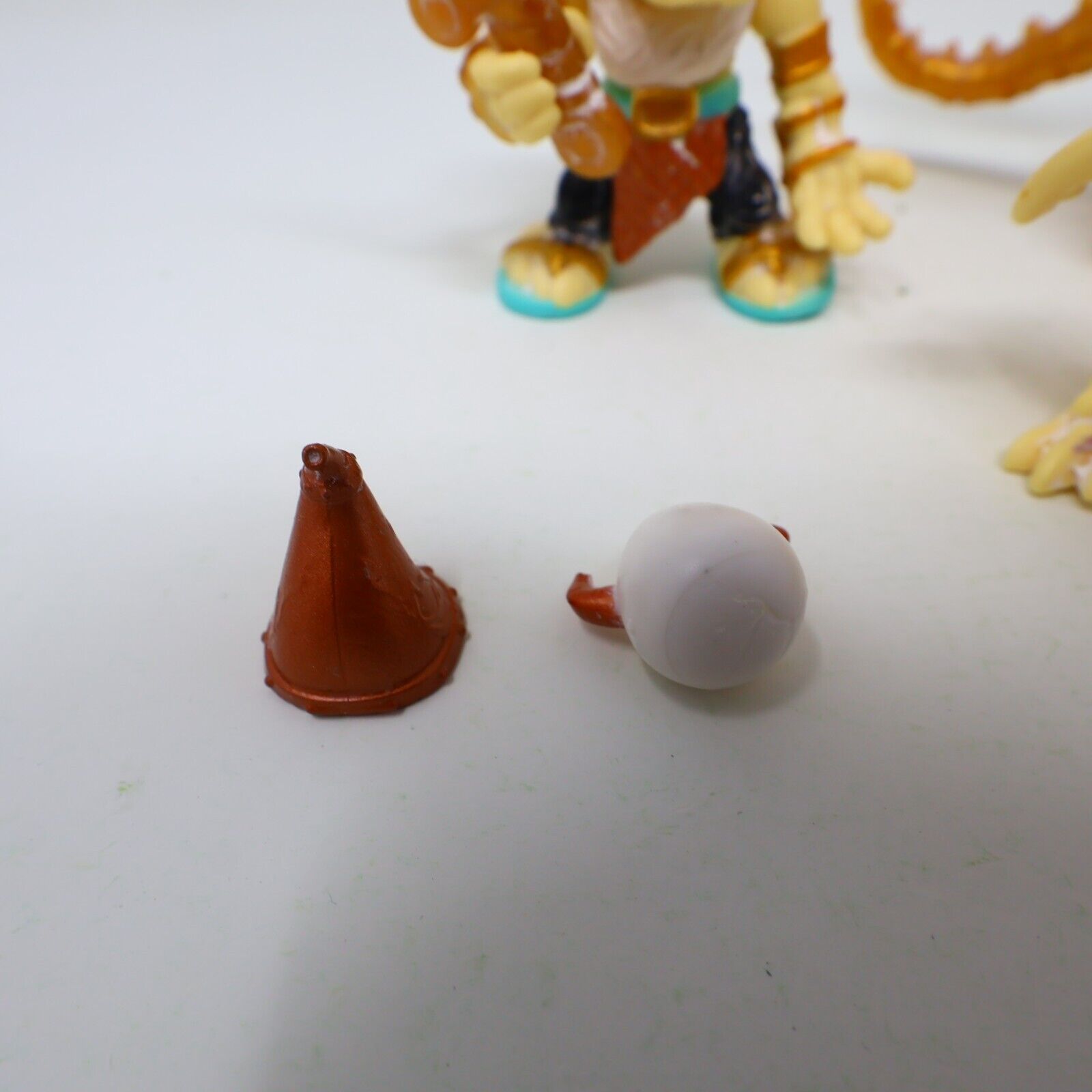 Lot 3 Treasure X Dragons Gold Figures Azgardian Erik Blingblade Crow Bar Moose
