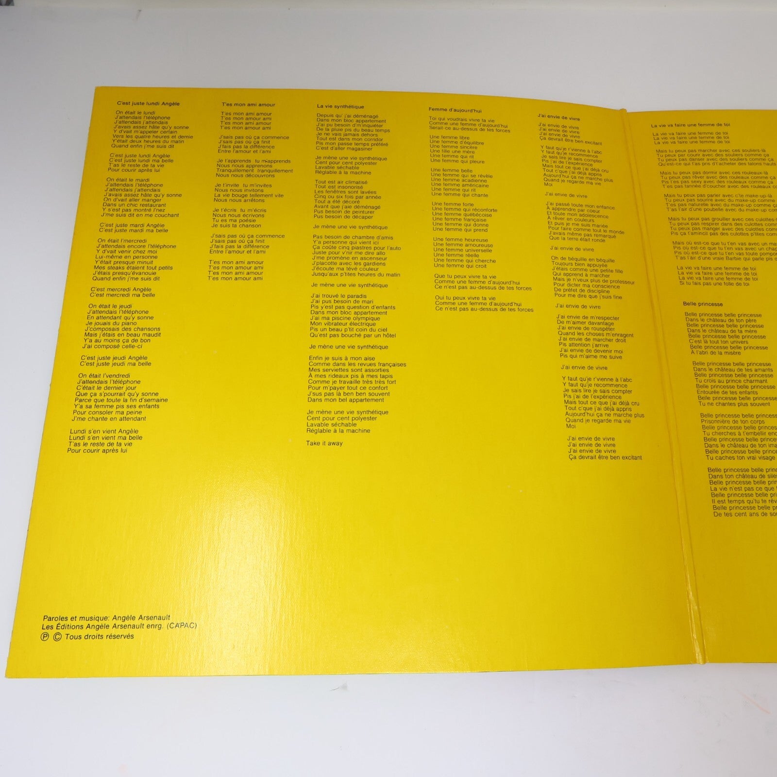 Angèle Arsenault Lot 2 Disques Record Moi J'mange Libre/Y'a Une Étoile Pour Vous