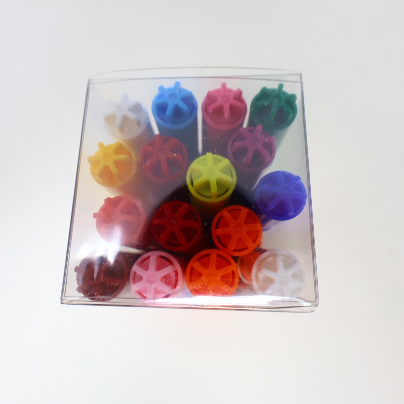 OMY Magic Felt Pens/Feutres Magiques Box 14 Colors + 2 Erasers Change Color