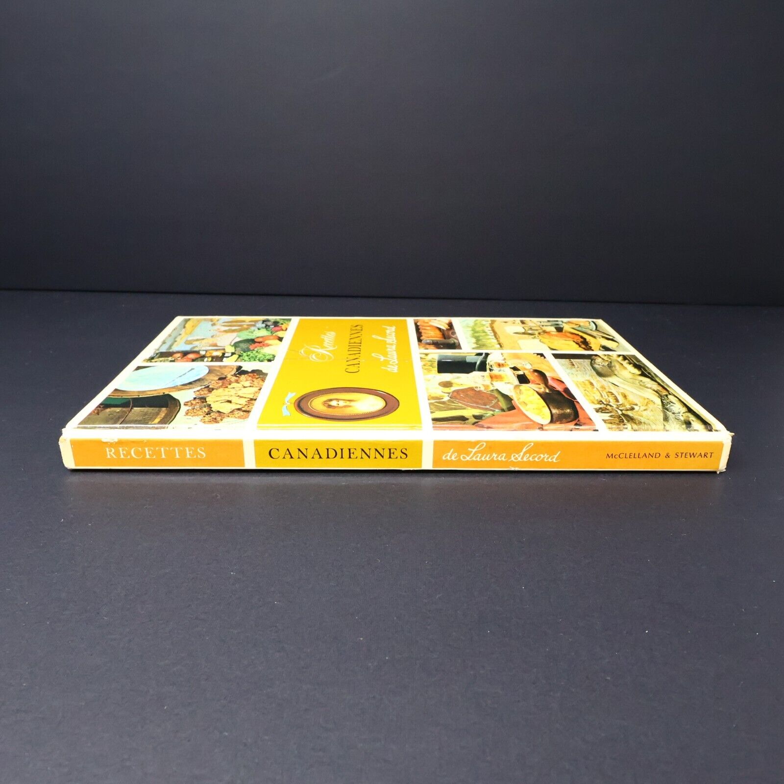 1971 Recettes Canadiennes de Laura Secord Cuisine Familiale Français Livre HC