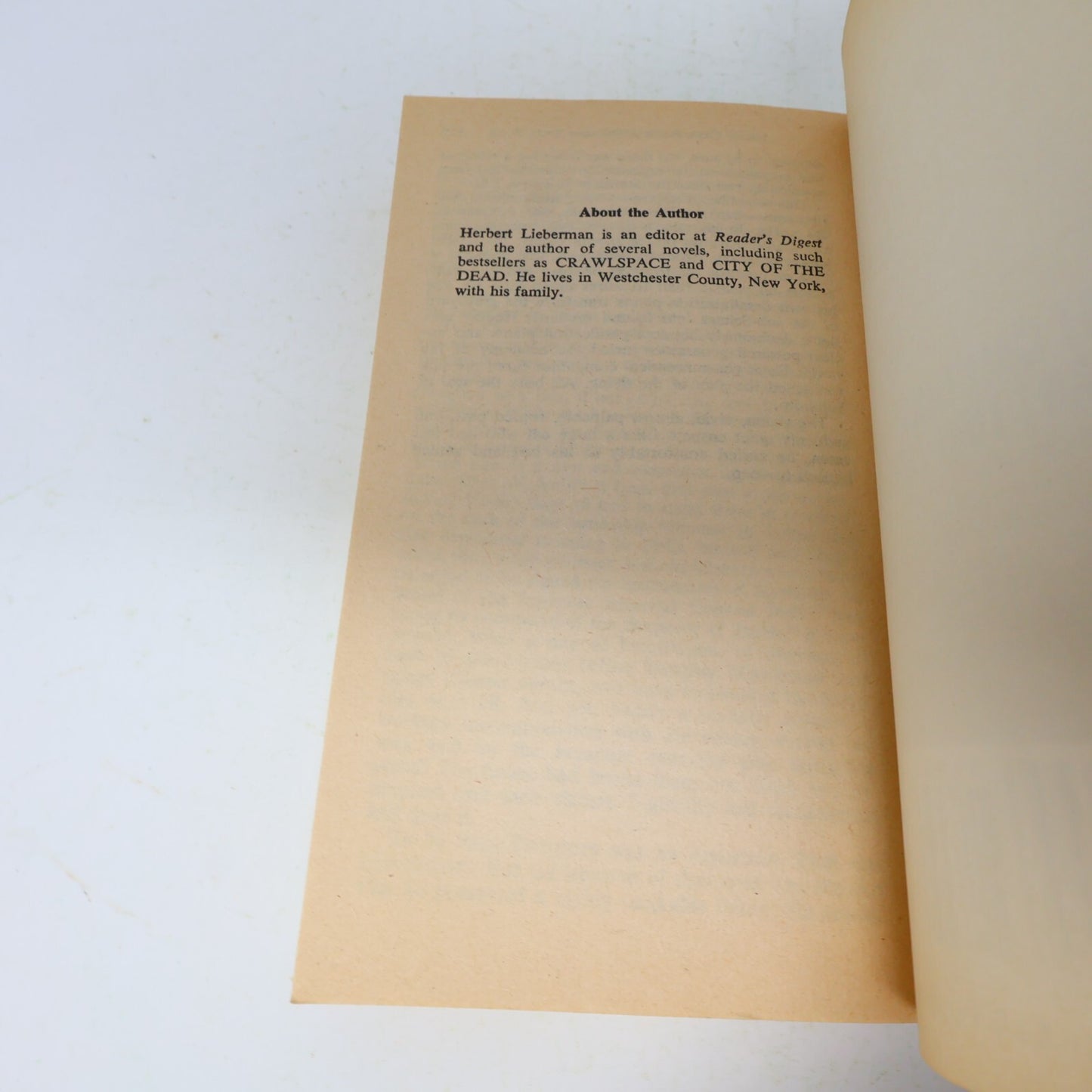 1983 Night Call From a Distant Time Zone Herbert Lieberman Signet Thriller Book