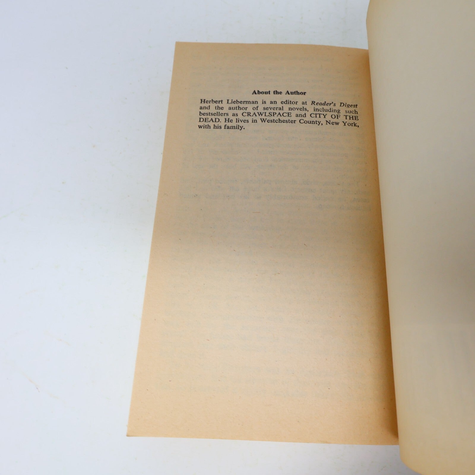 1983 Night Call From a Distant Time Zone Herbert Lieberman Signet Thriller Book