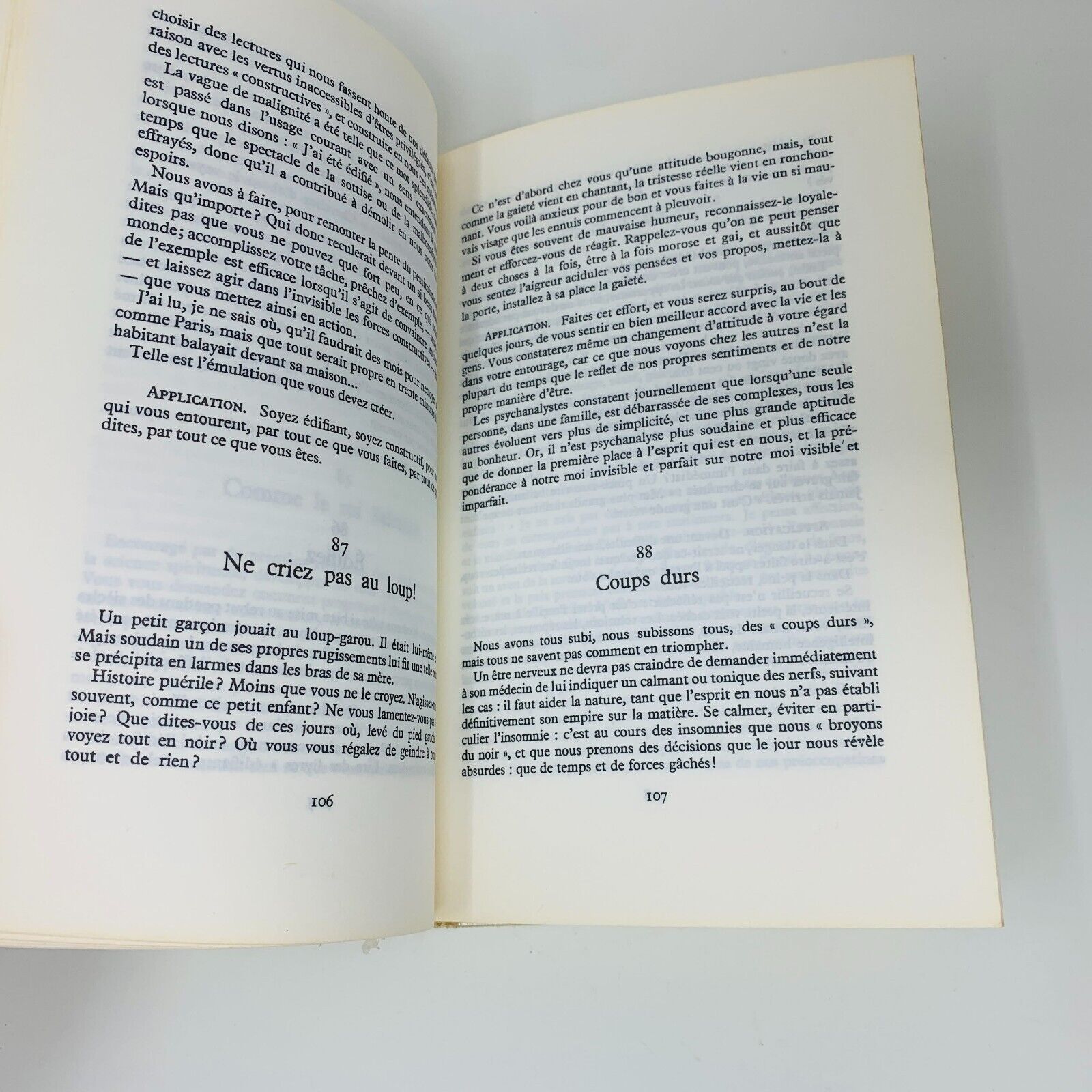 Le Livre du Bonheur Marcelle Auclair Éditions du Seuil Français Hardcover 80s