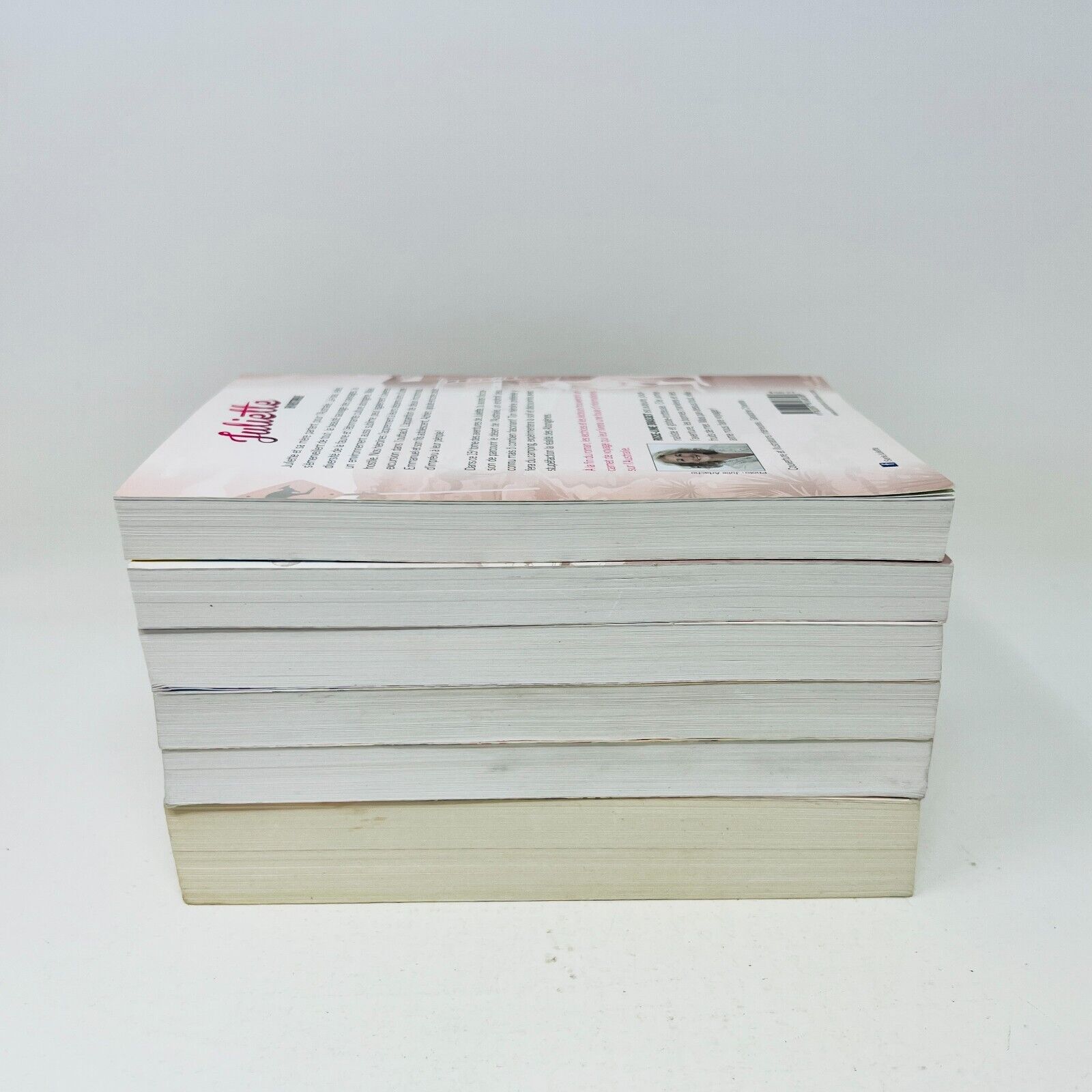 6x Juliette à Berlin/San Francisco/Rome Rose-Line Brasset Lot Livres Hurtubise