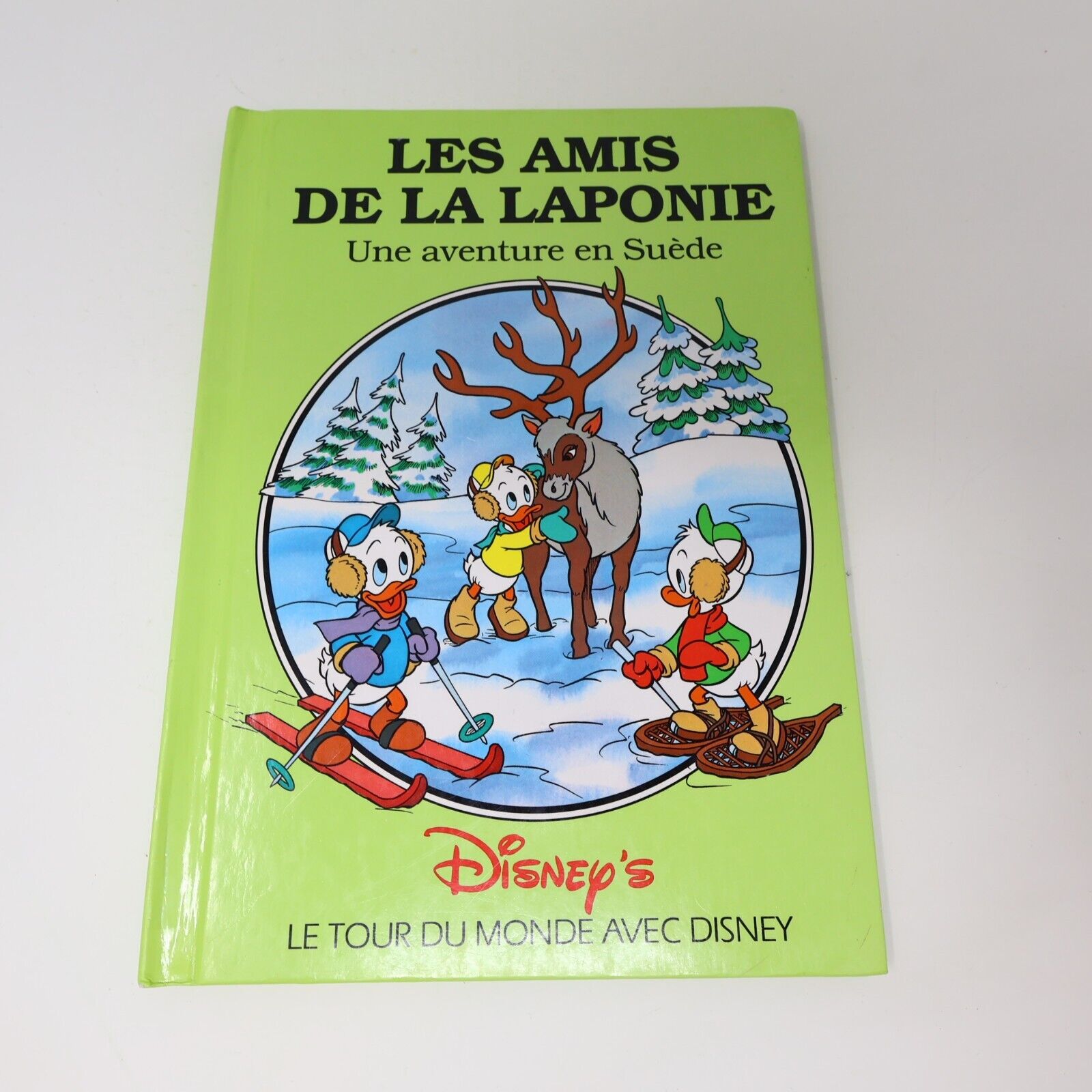 Lot 10 Livres Le Tour du Monde avec Disney Grolier Jeunes Enfants Français 90s