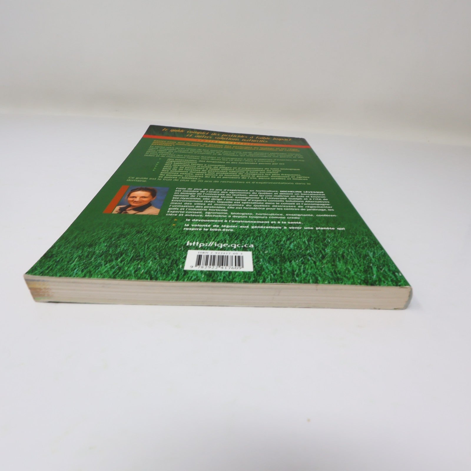 Guide Complet des Pesticides à Faible Impact et Autres Solutions Naturelles IQ