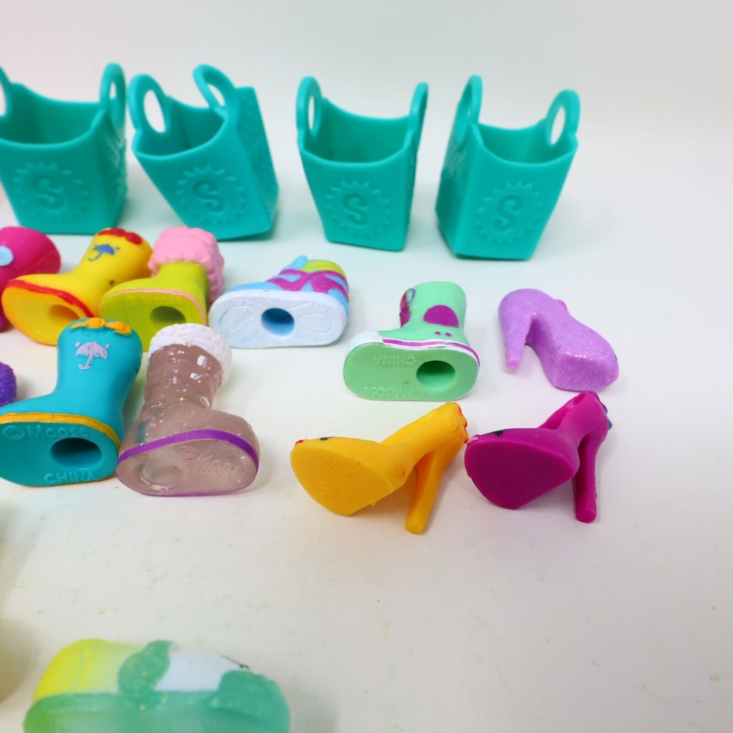 Lot of 21 Shopkins Figures Toys Mixed Boots Shoes High Heels Baskets Moose