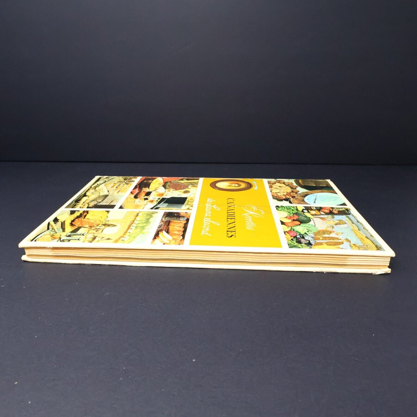 1971 Recettes Canadiennes de Laura Secord Cuisine Familiale Français Livre HC