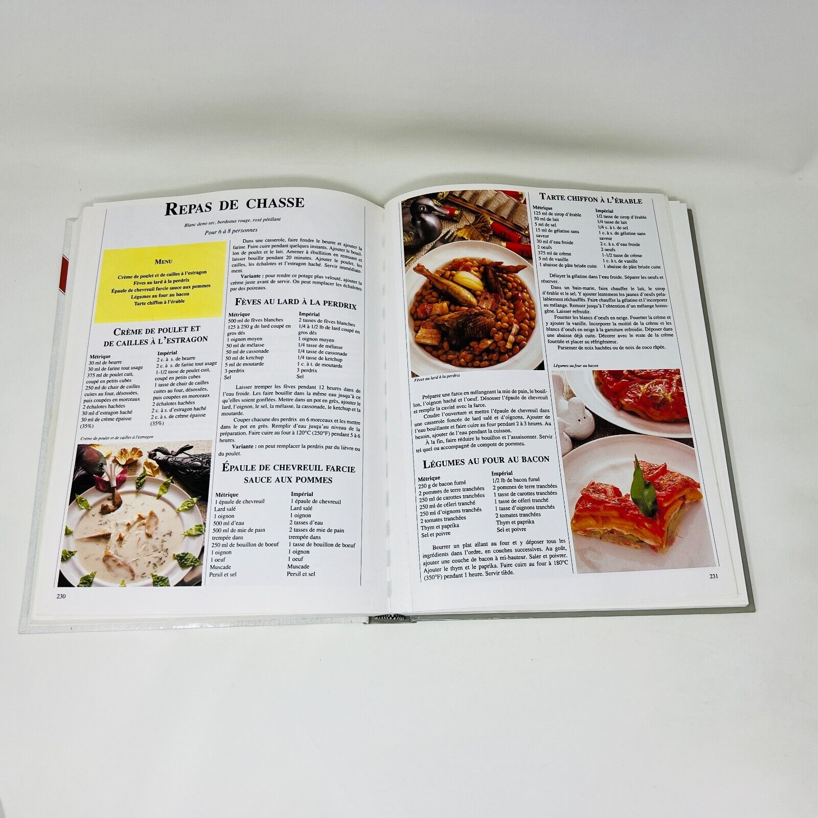 1998 La Table en Fête Les Cercles des Fermières du Québec Livre Recettes Cuisine