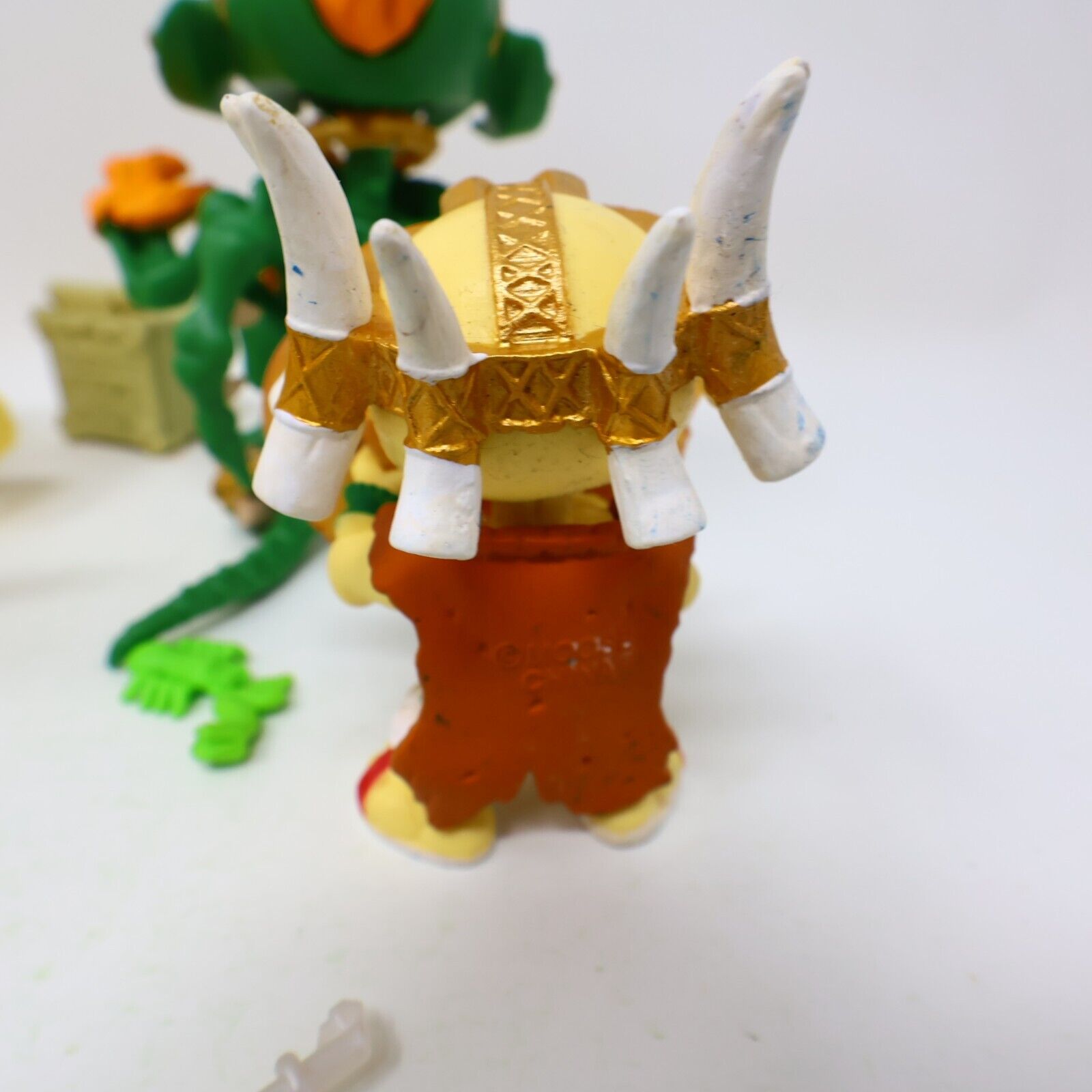 Lot of 4 Treasure X Kings Gold Figures Infernog Gold Nuckles Ivory Slicer Moose