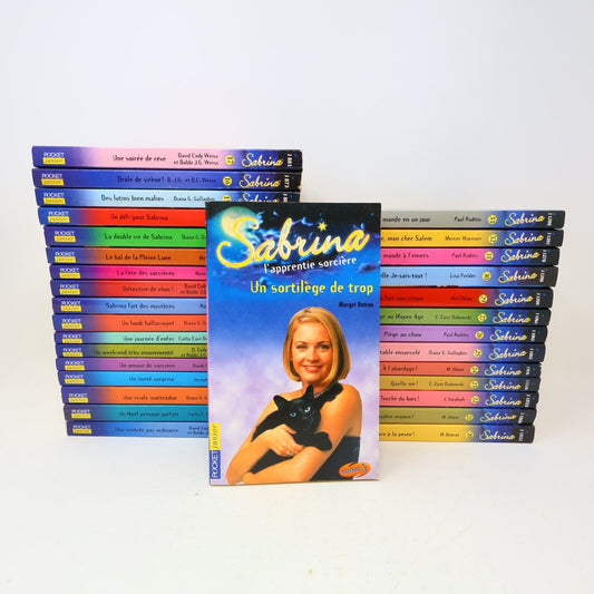 Sabrina l'Apprentie Sorcière #1-17 19-27 29-33 Lot 31 Livres Français French PB