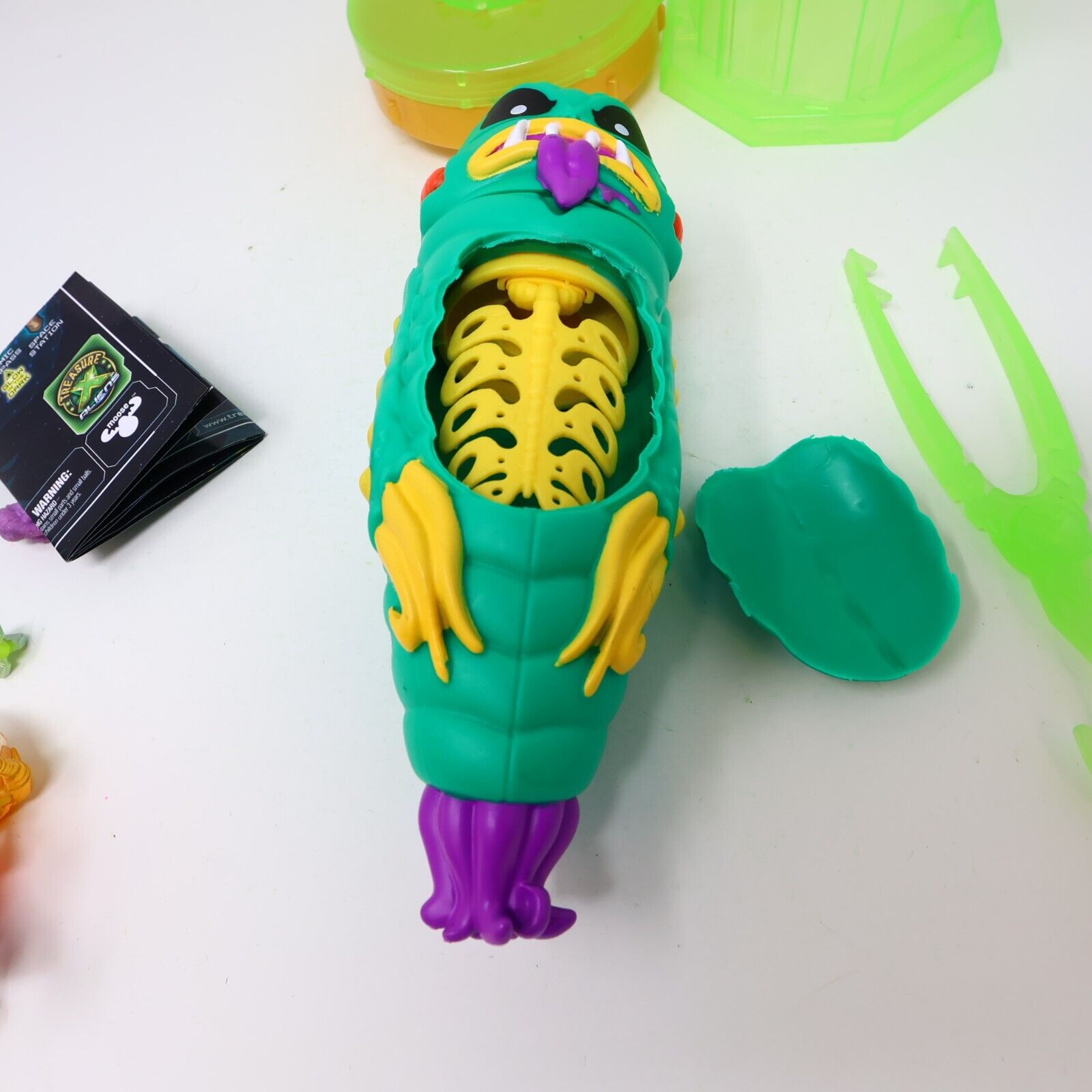 Lot 3 Treasure X Figures Gizmuck Alien Stink Dome Critter Moose Toy Collectible