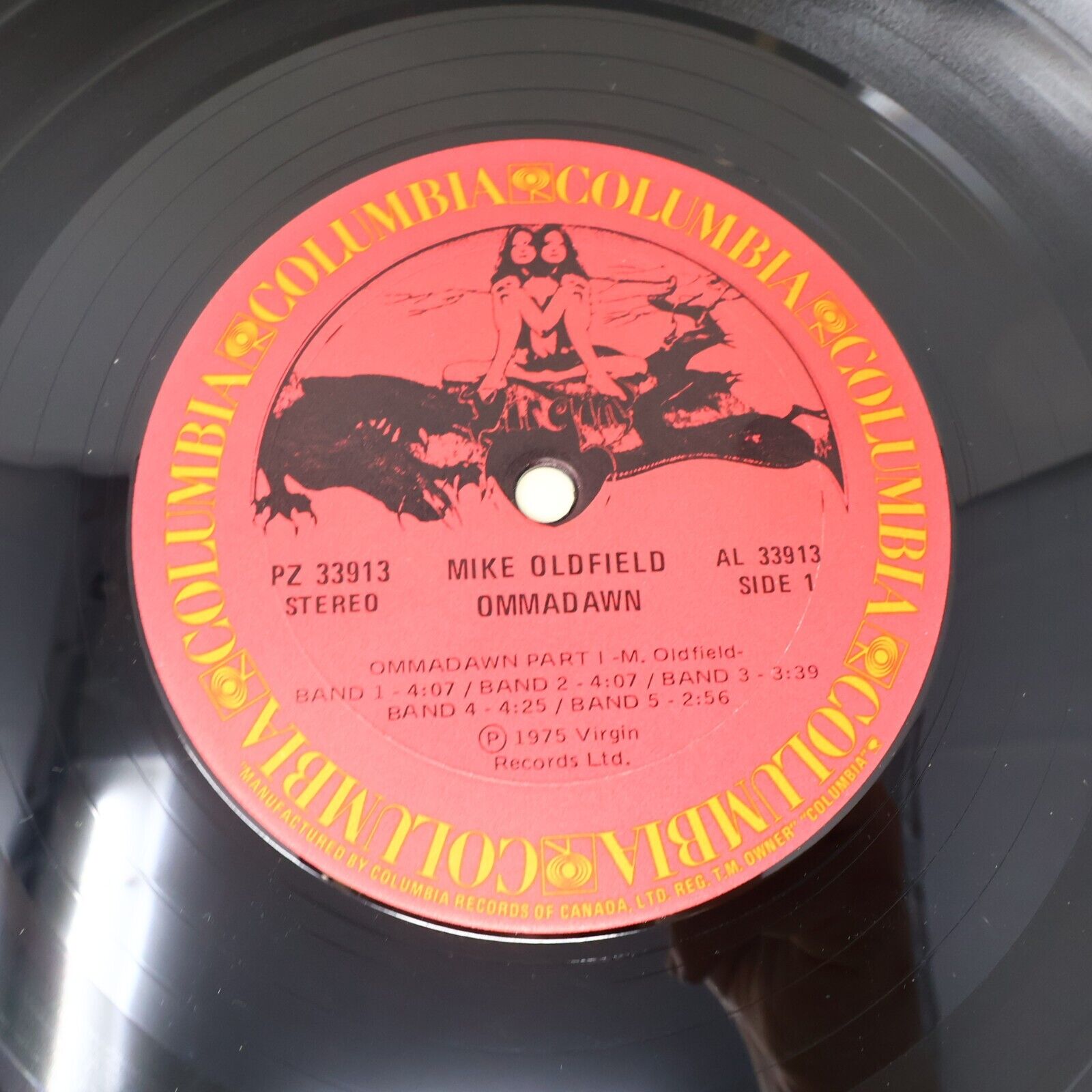 Mike Oldfield Ommadawn LP Record Vinyl PZ 33913 Columbia Canada 1975 EX/VG+