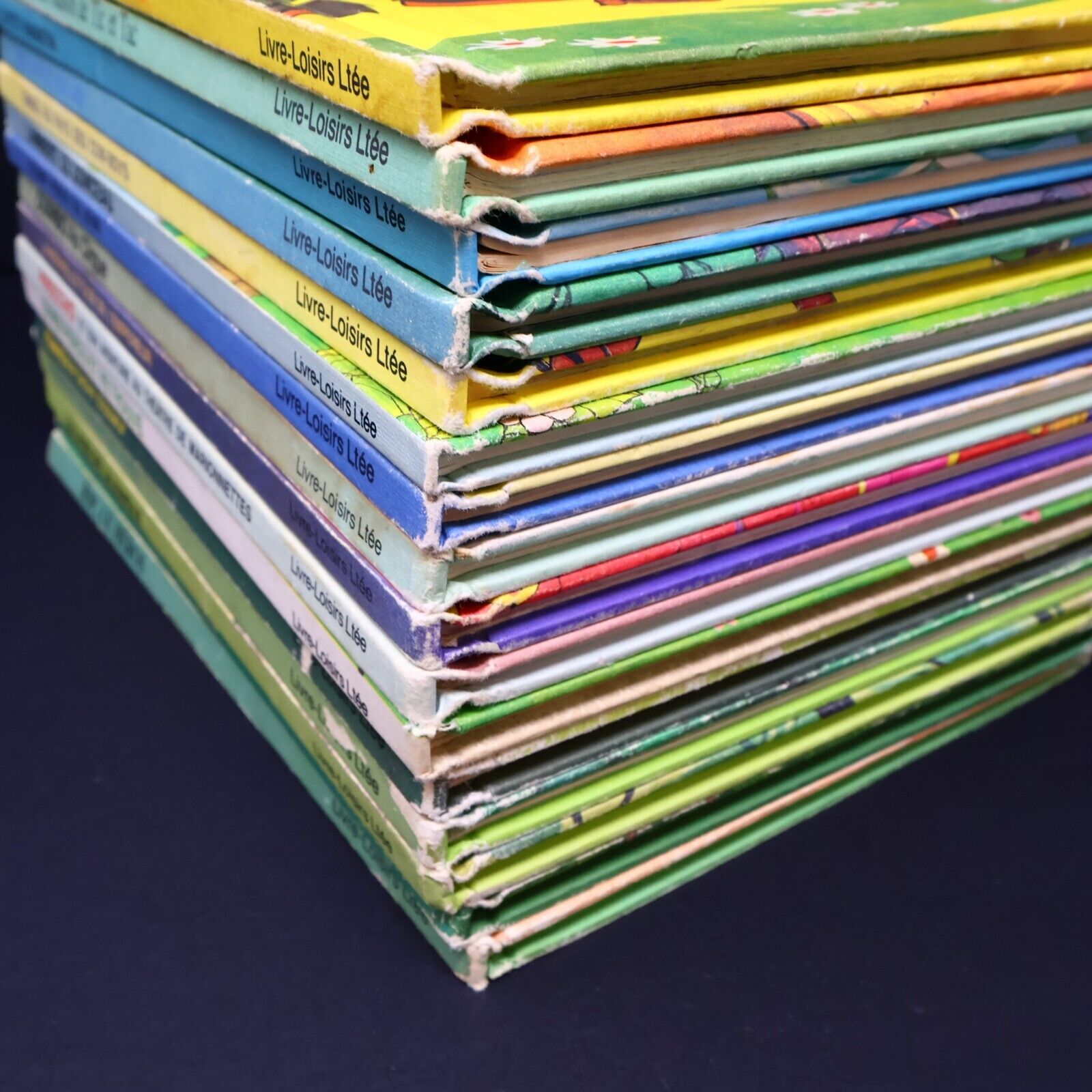 Lot 16 Livres Les Livres Merveilleux de Disney Enfants Livre Loisirs Français HC