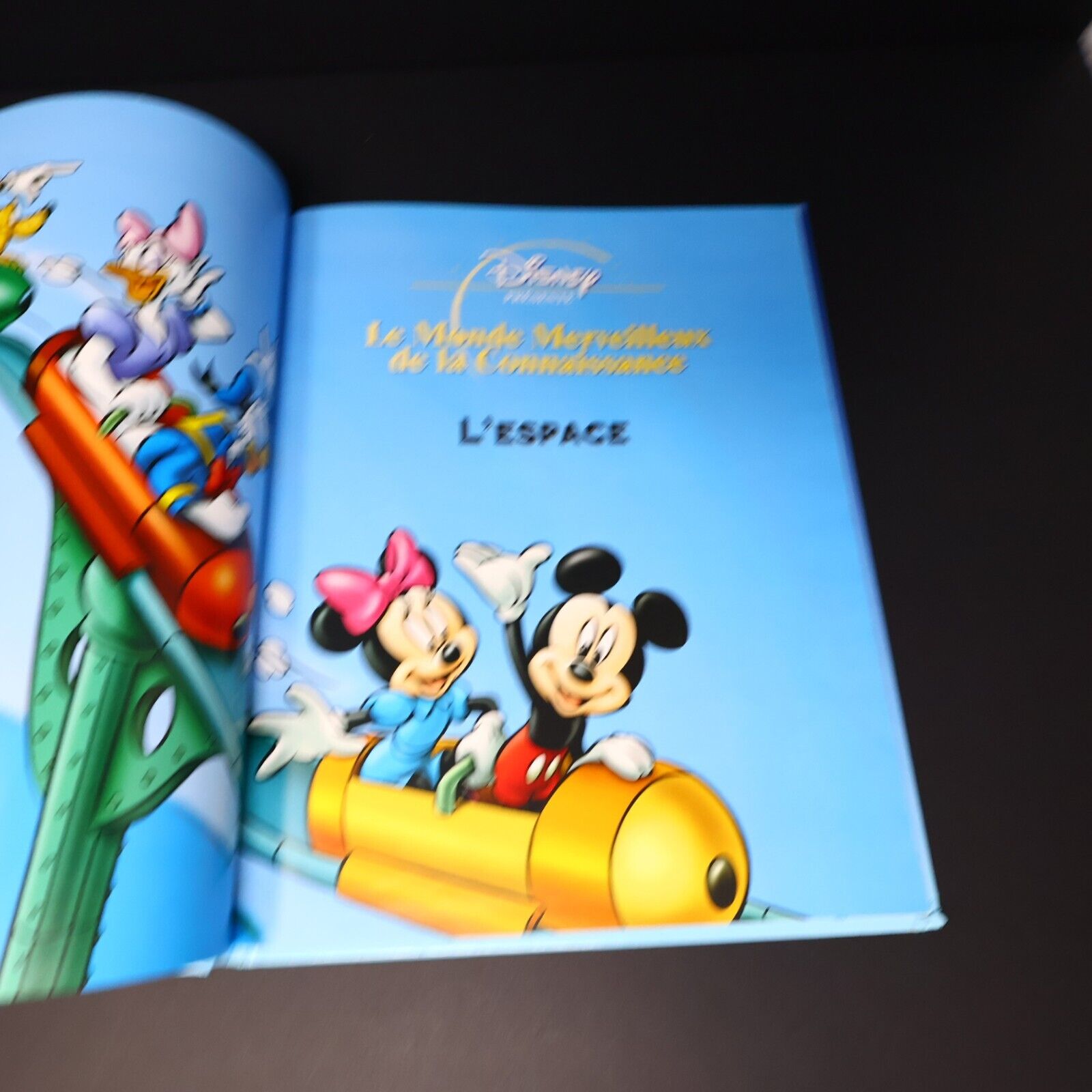 Lot 7 Livres Le Monde Merveilleux de la Connaissance Enfants Disney Français HC