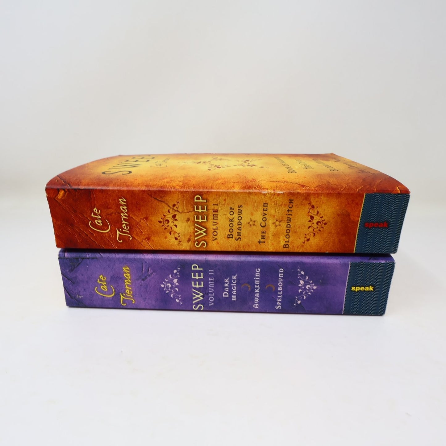 Sweep Book of Shadows & Dark Magick #1-2 Cate Tiernan Paperback Omnibus Speak