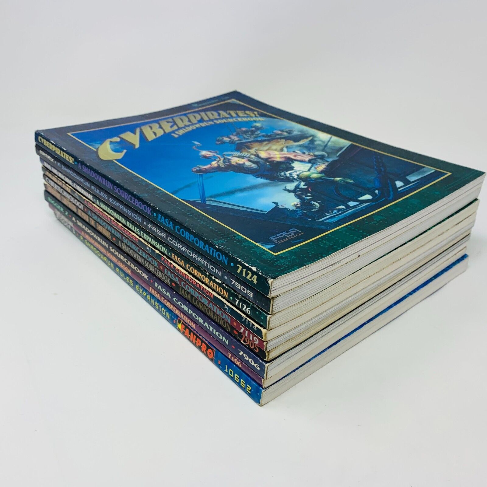 9x Shadowrun RPG Books Lot Sourcebook Companion Man Machine Cyberware 90-2000s