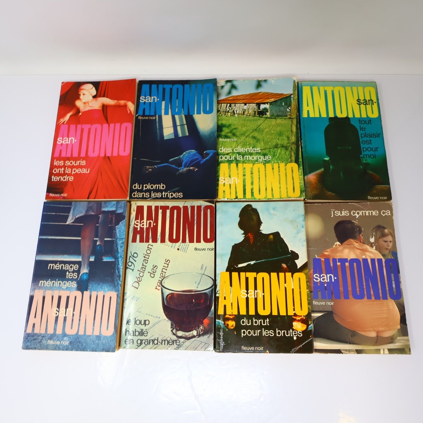 San-Antonio Lot 36 Livres Crime et Mystère Policier Thriller Fleuve Noir PB Vtg