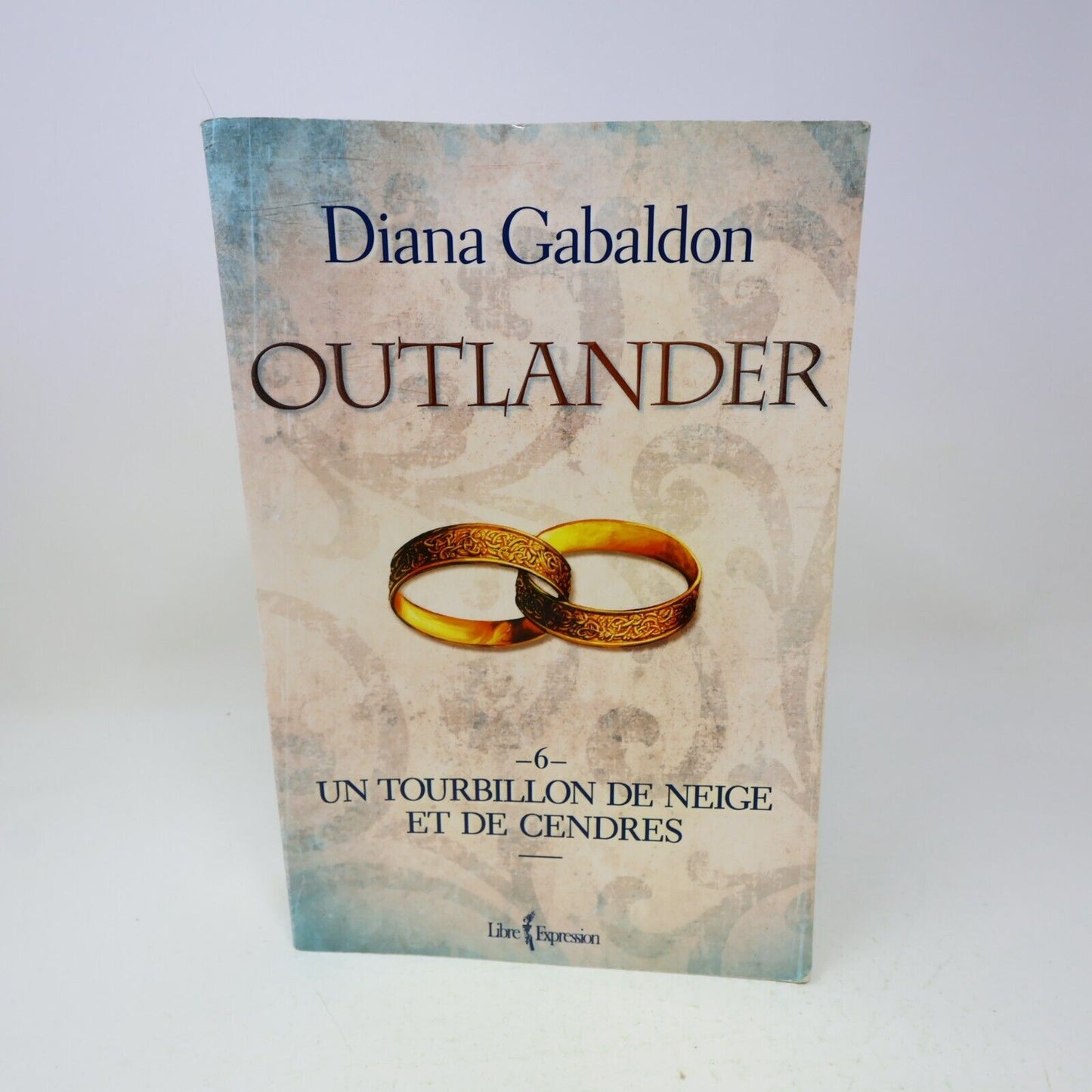 2015 Un Tourbillon de Neige et de Cendres Diana Gabaldon Omnibus Outlander #6 PB