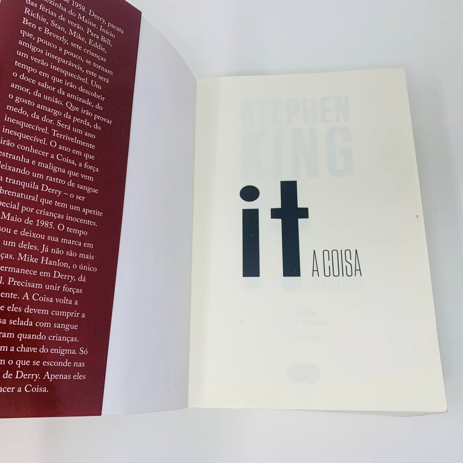 It A Coisa Suma de Letras Stephen King Português Brasileiro/Brazilian Portuguese