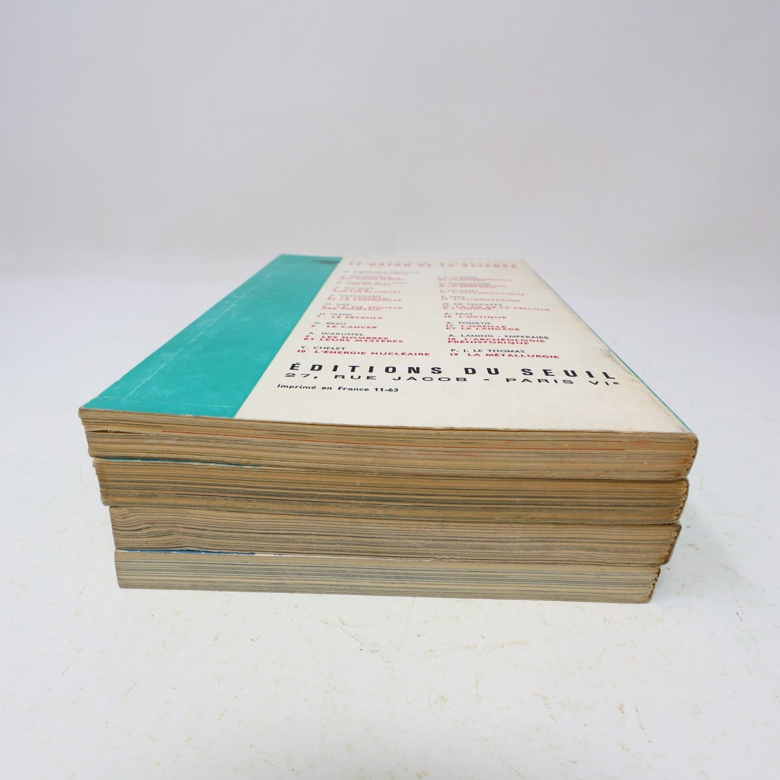 Microcosme Le Rayon de la Science Lot 4 Livres Nuages/Pétrole/Métallurgie/Vie
