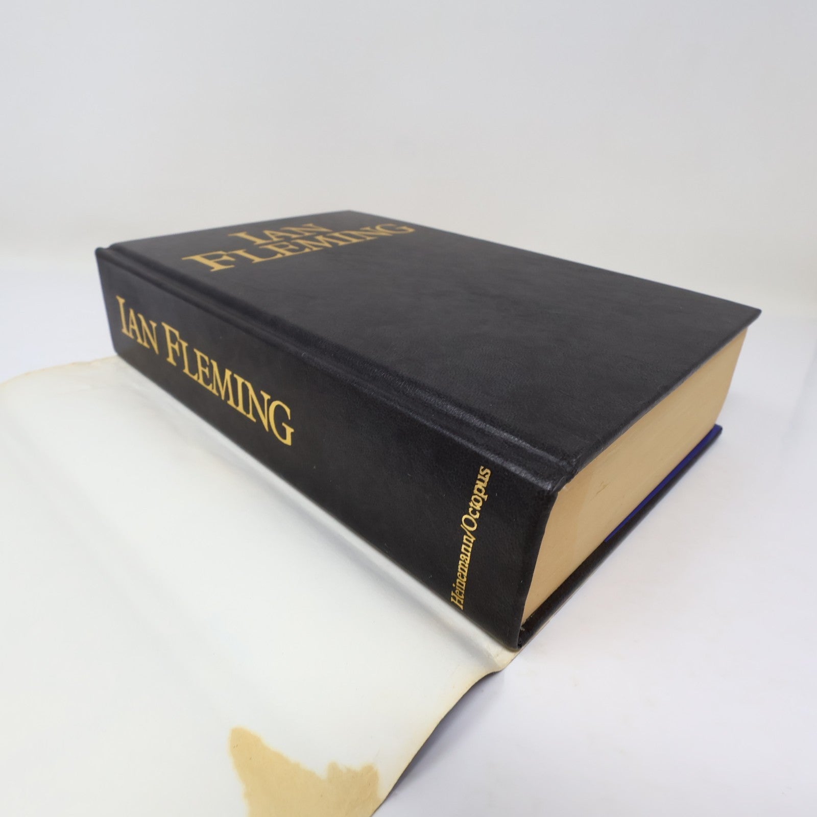 James Bond Ian Fleming Omnibus Dr No/Moonraker/Thunderball/Goldfinger 1984 HC DJ